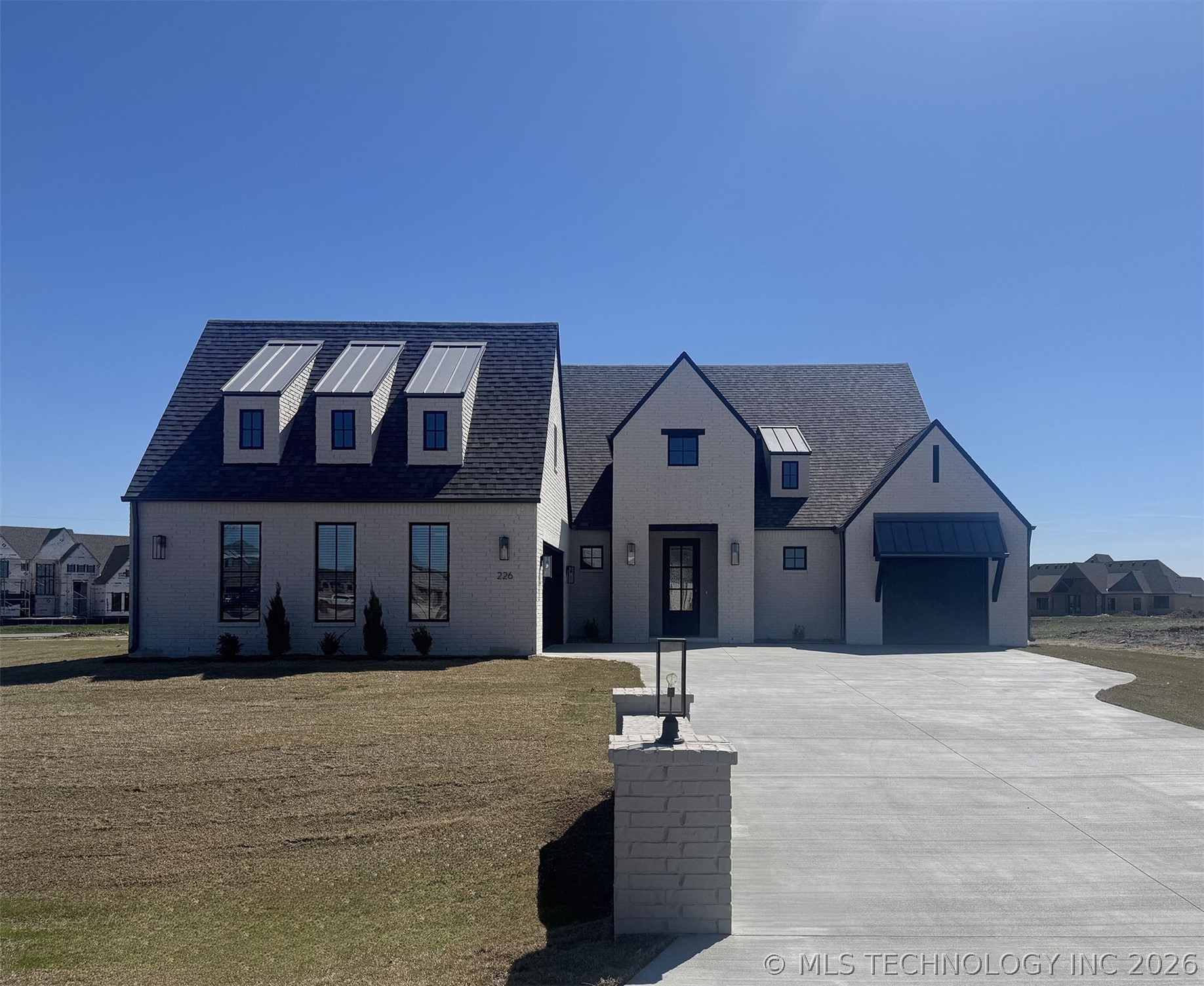 226 E 165th Street S Property Photo 1