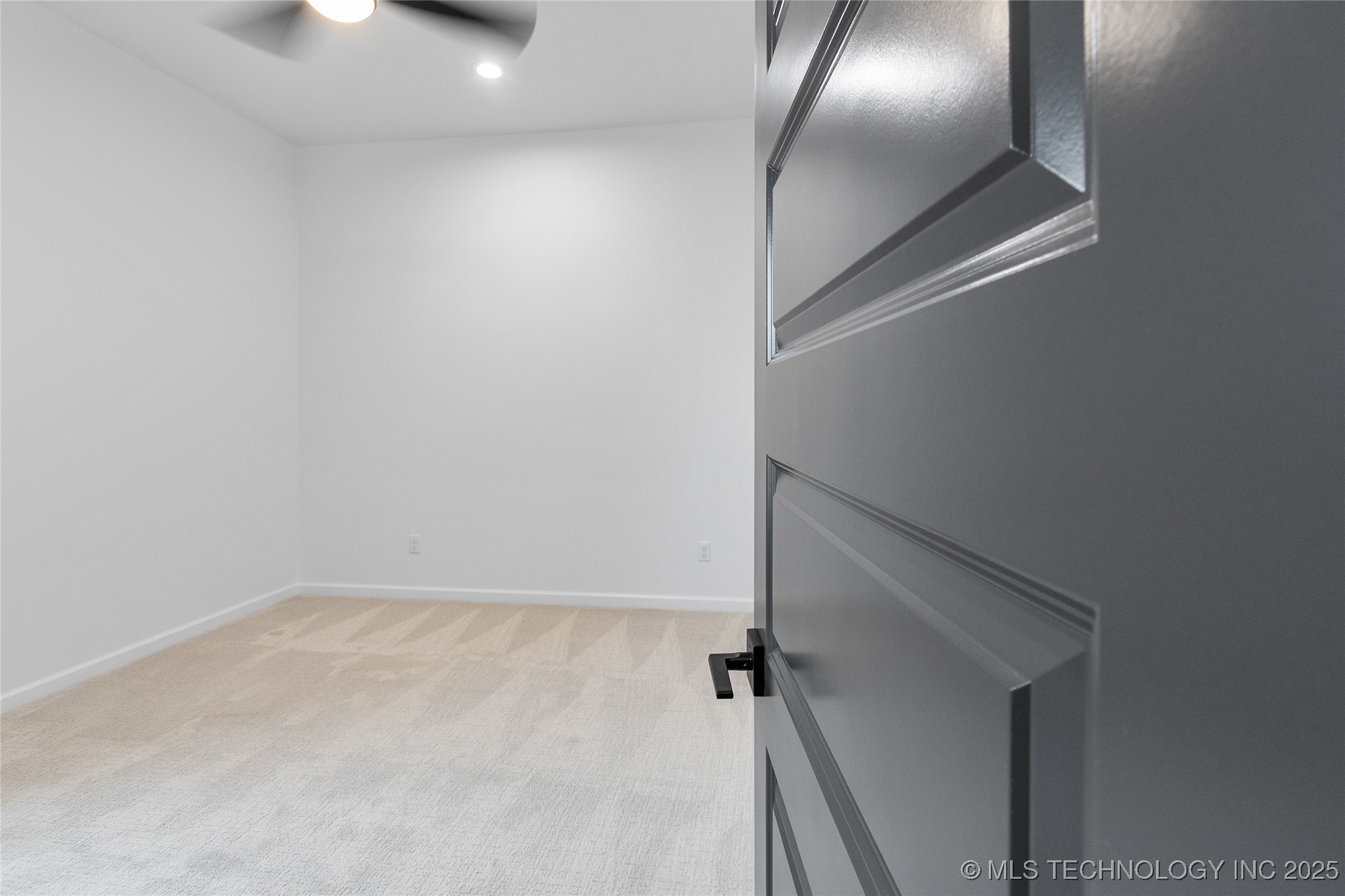 11125 S 217th East Avenue Property Photo 18