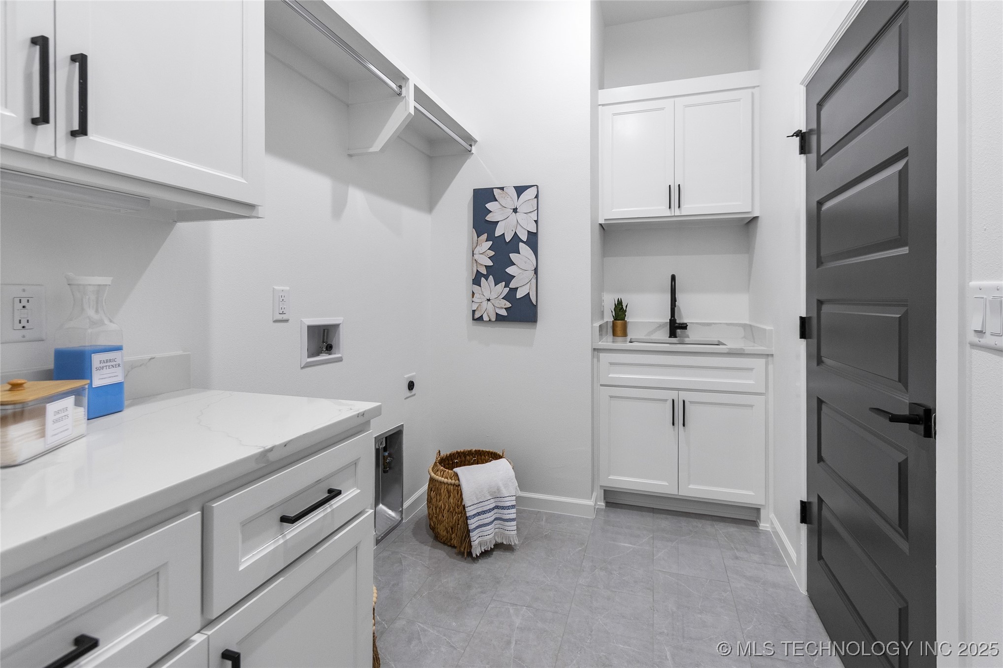 11125 S 217th East Avenue Property Photo 28