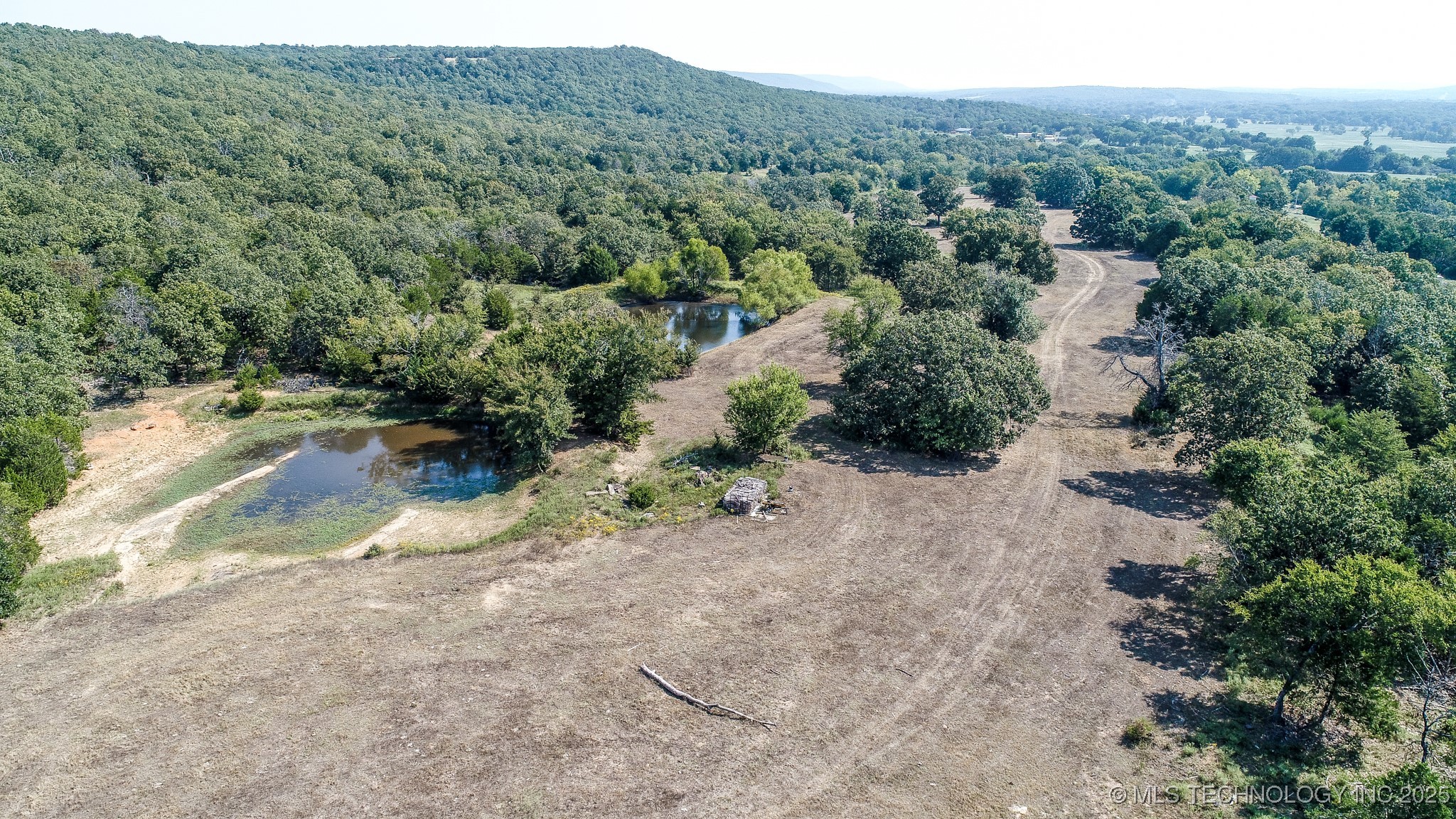 160 E Hwy 31 Property Photo 7