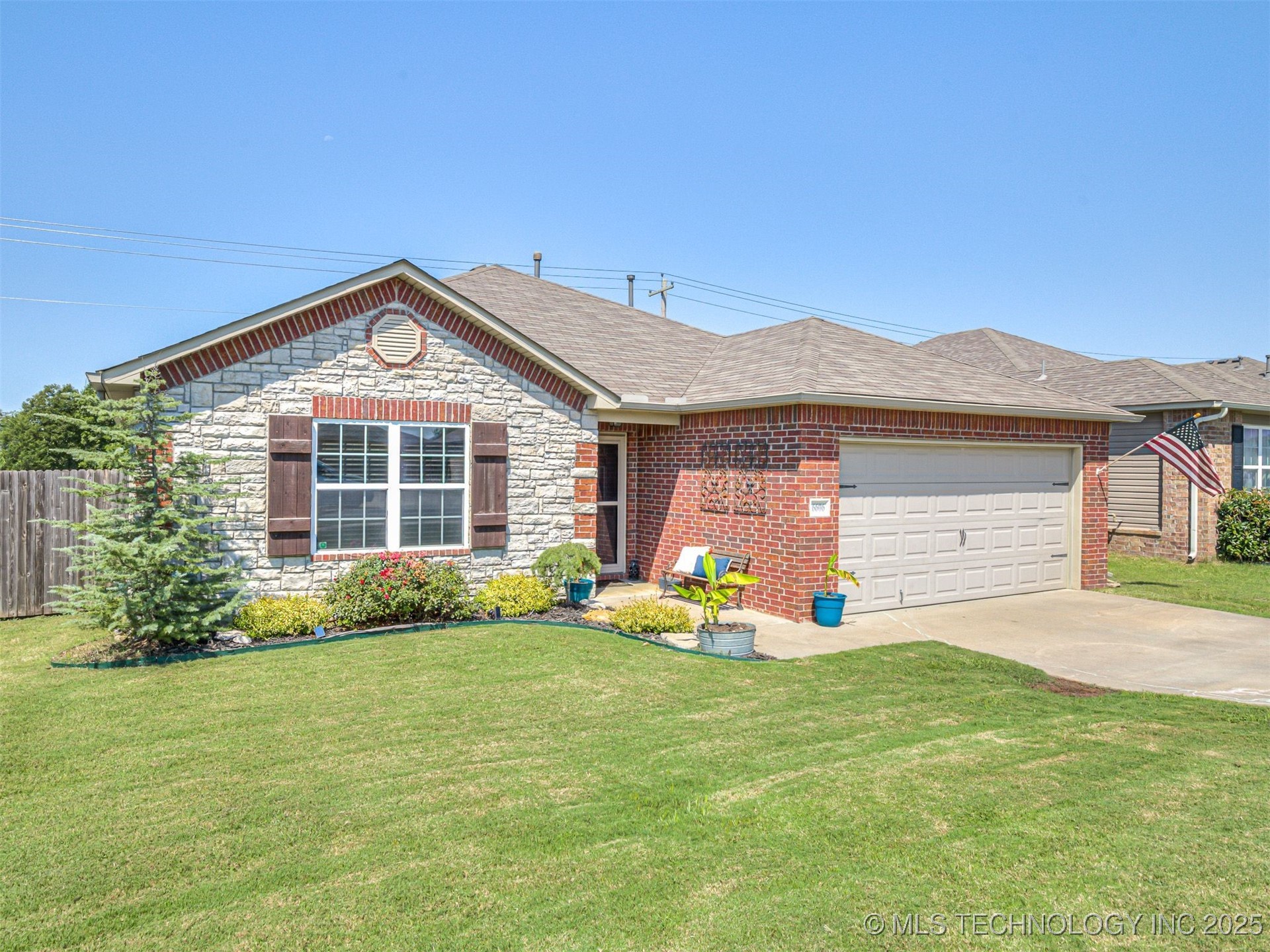 6606 N 128 East Avenue Property Photo 1