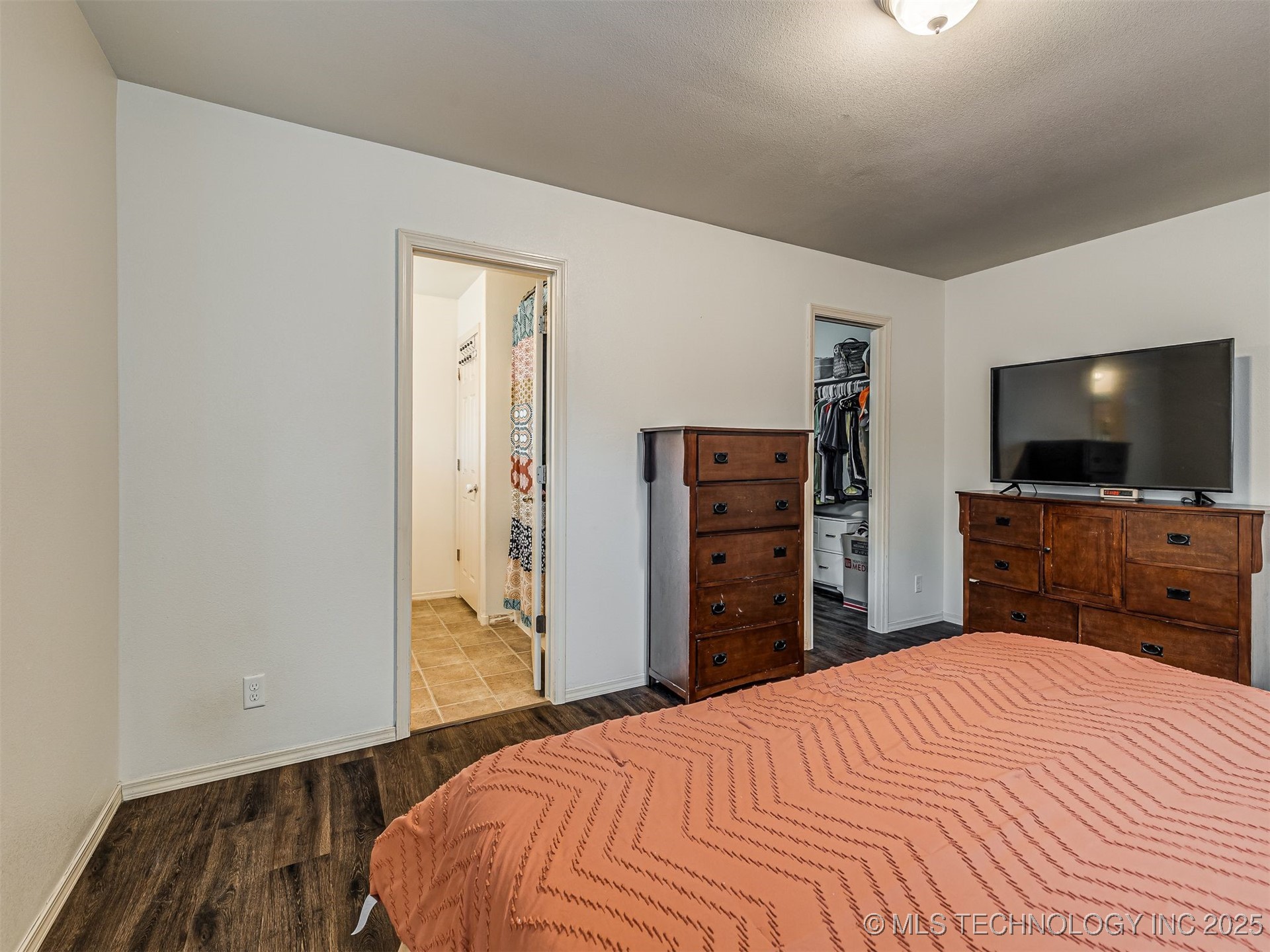 6606 N 128 East Avenue Property Photo 19