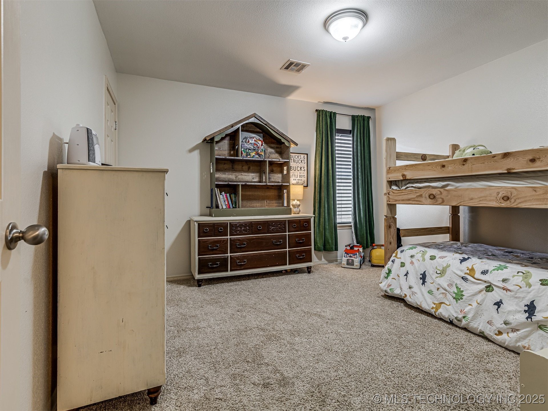 6606 N 128 East Avenue Property Photo 27