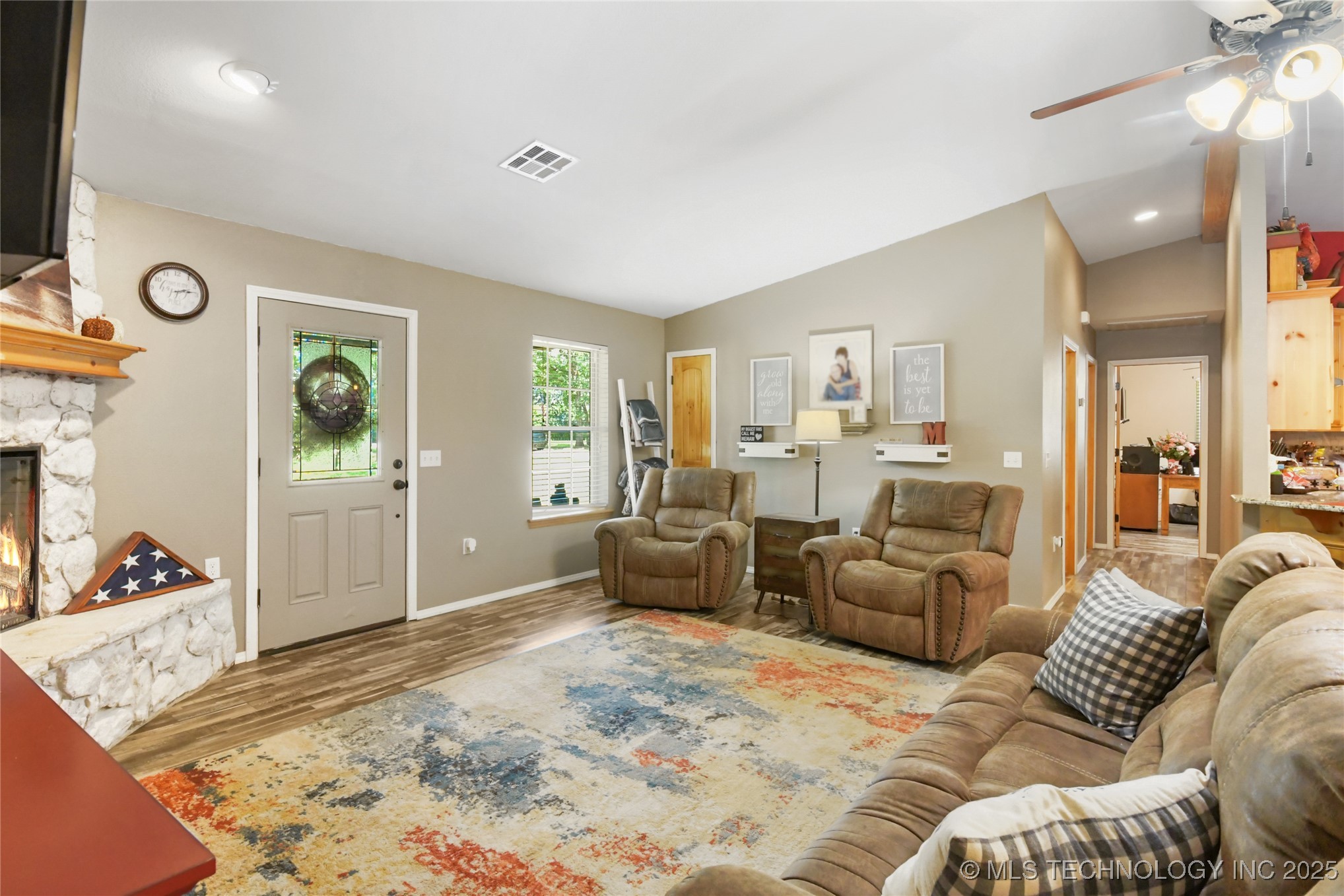 199 Classic Road Property Photo 7