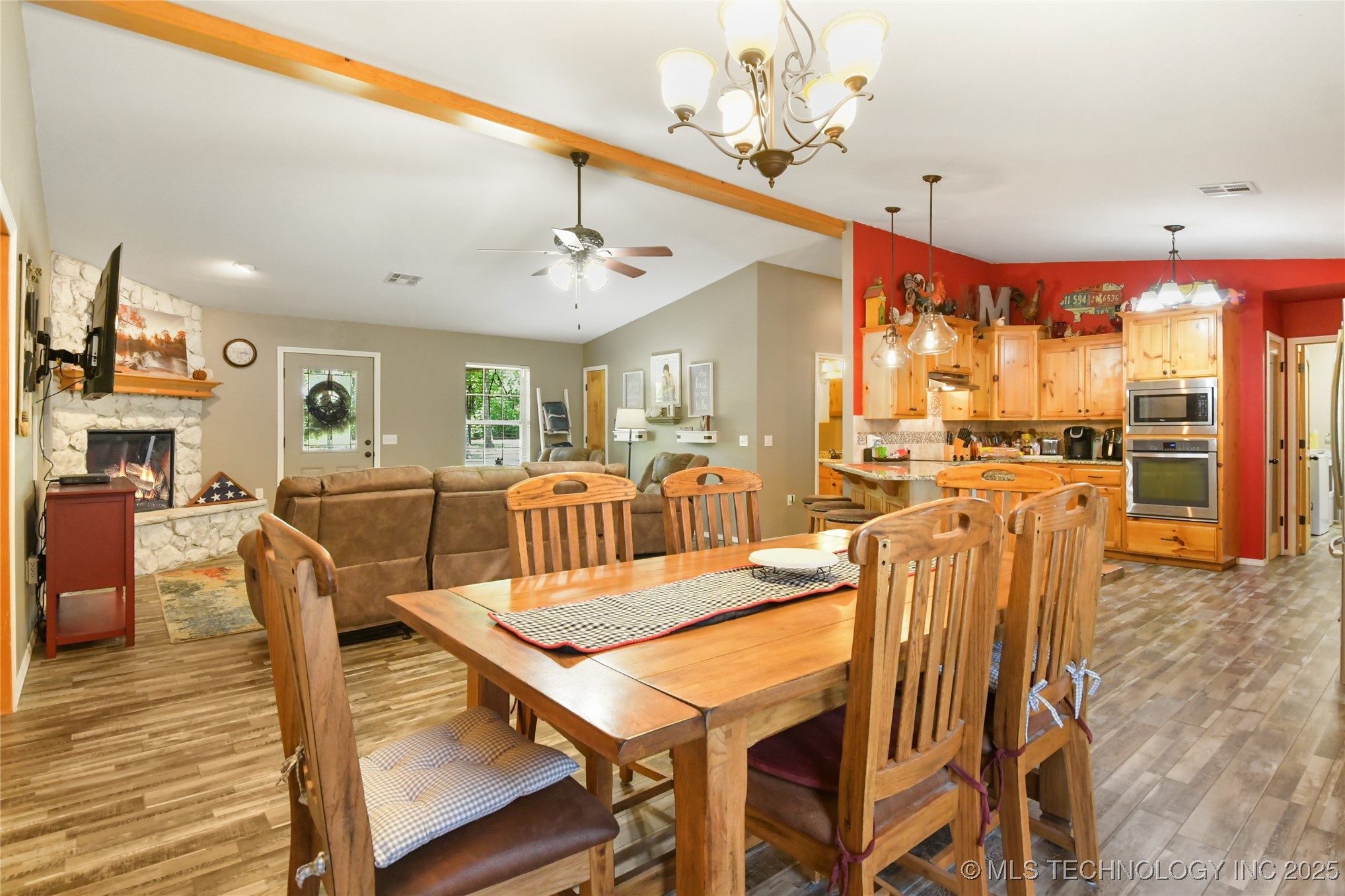 199 Classic Road Property Photo 11