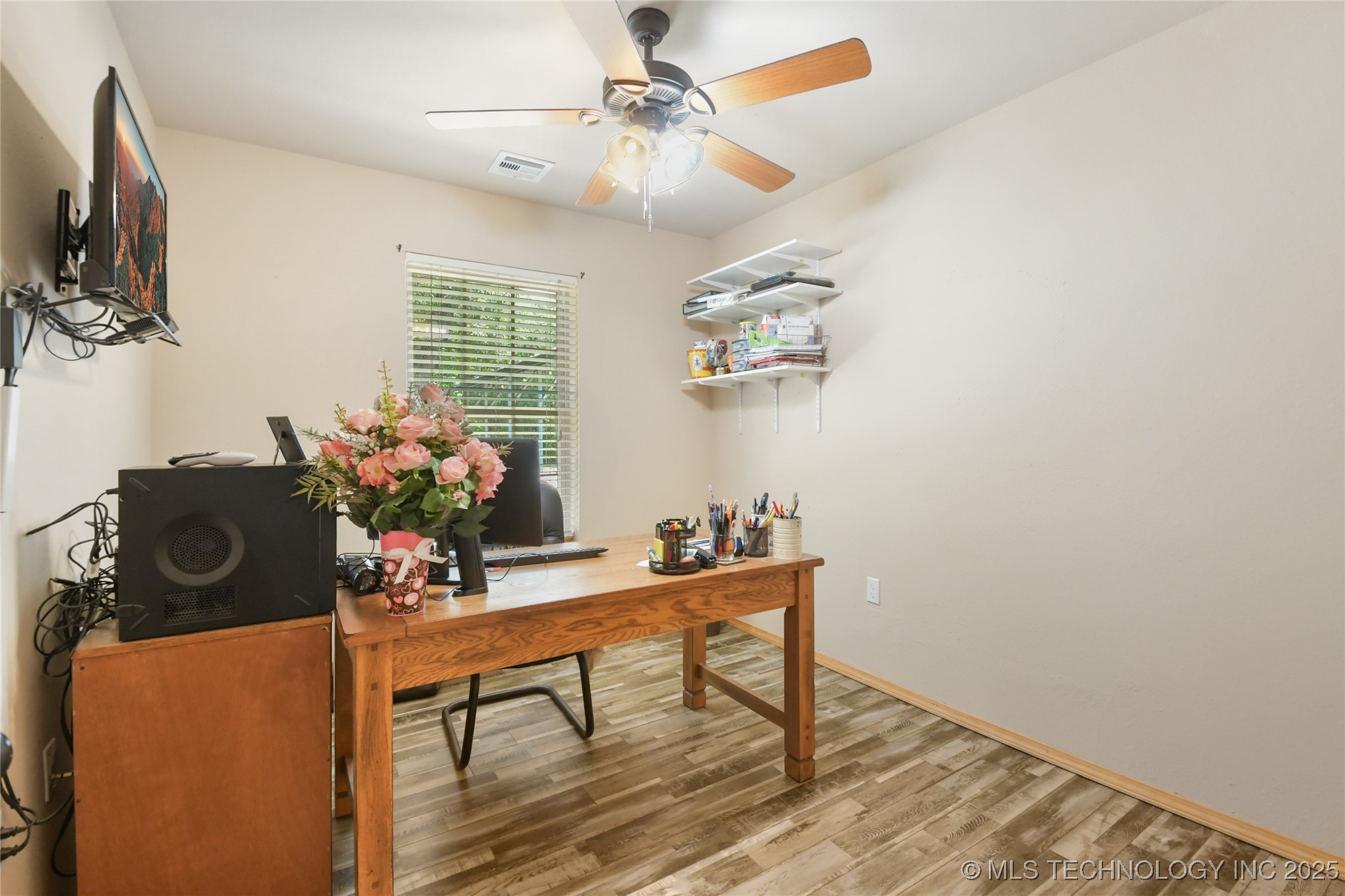 199 Classic Road Property Photo 18