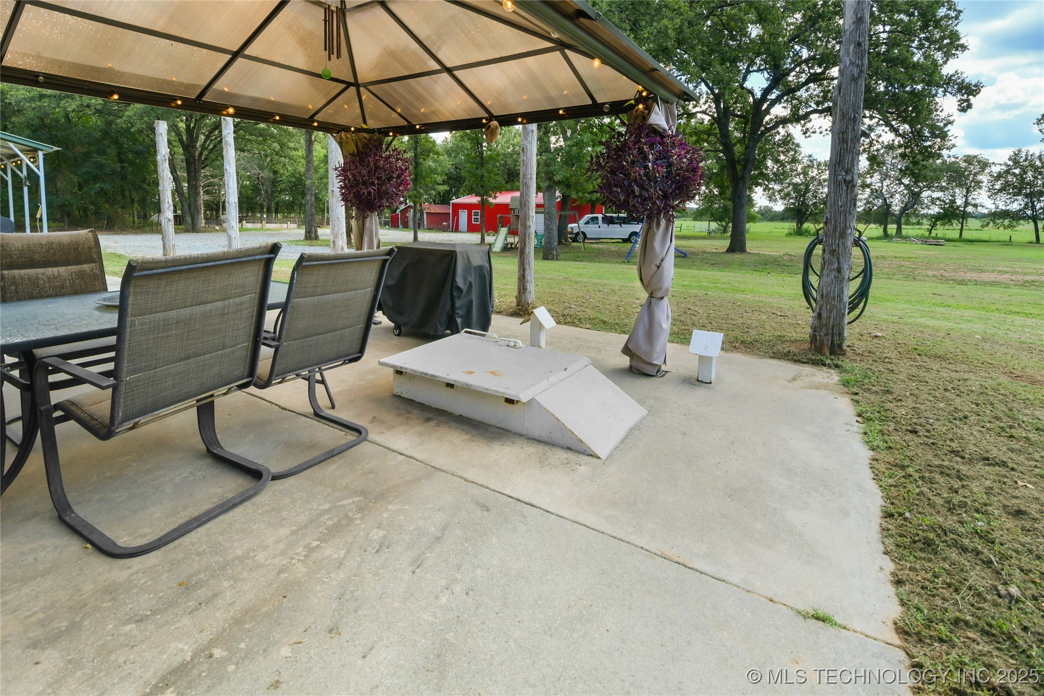 199 Classic Road Property Photo 26