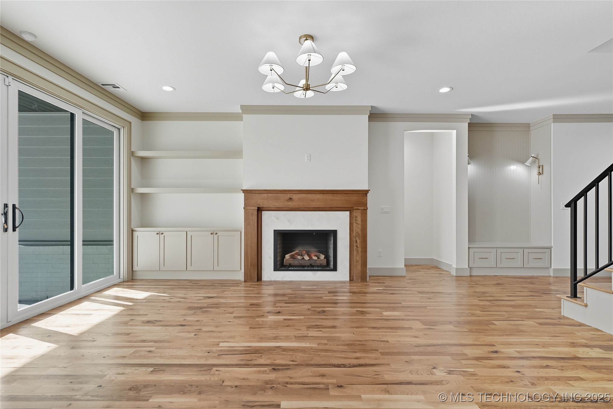 3921 S Madison Avenue Property Photo 11