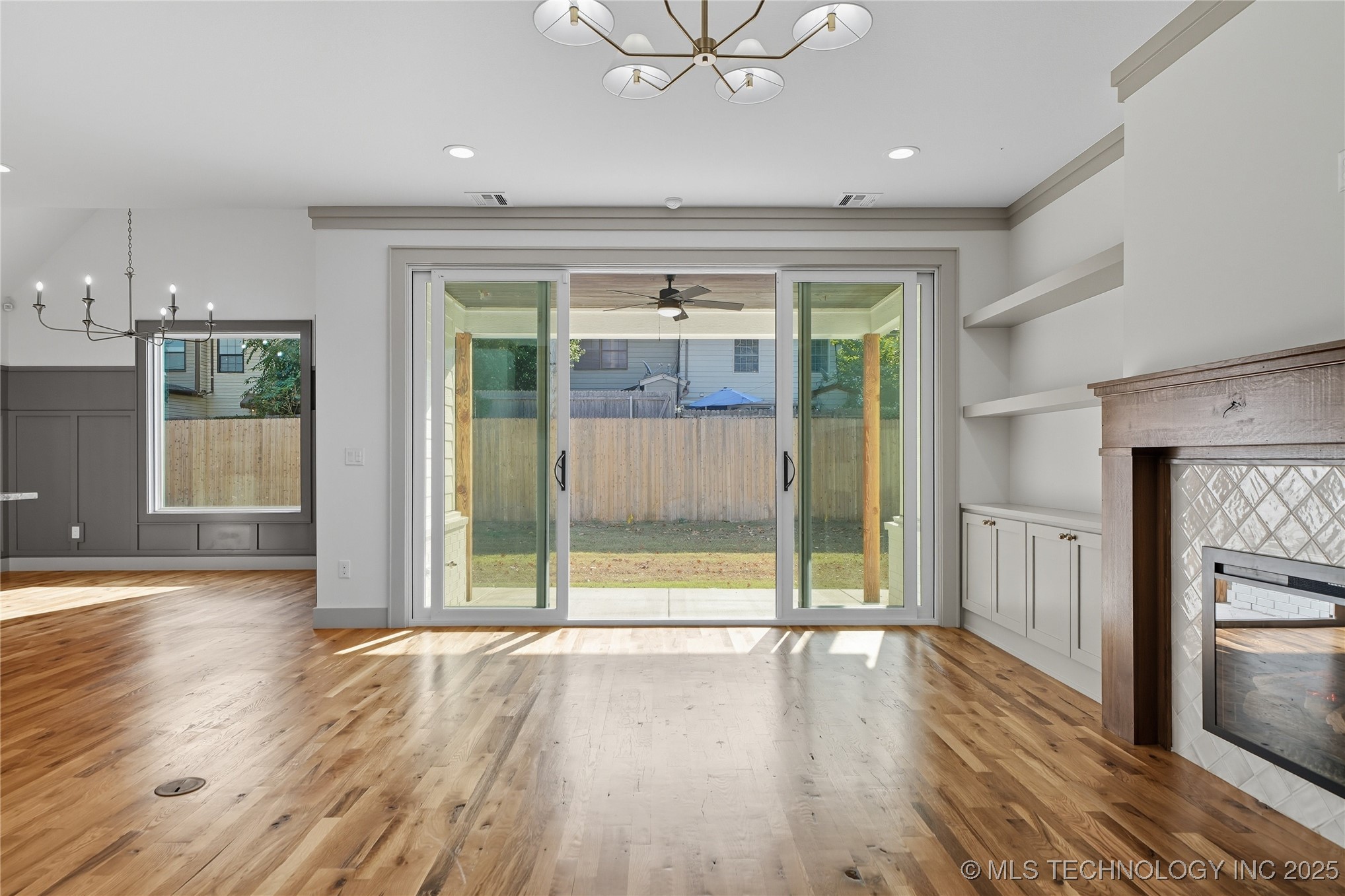 3921 S Madison Avenue Property Photo 14