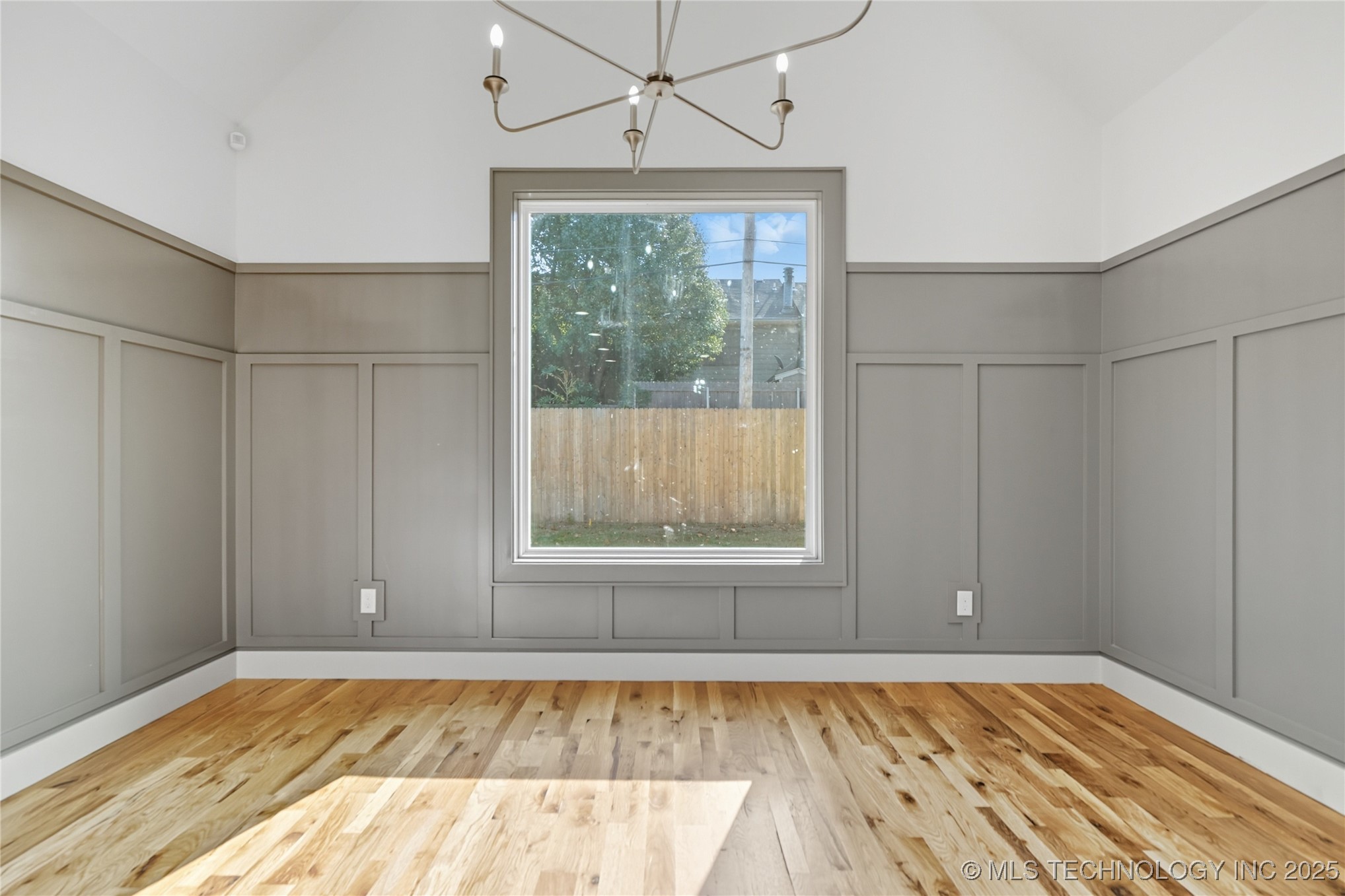 3921 S Madison Avenue Property Photo 15