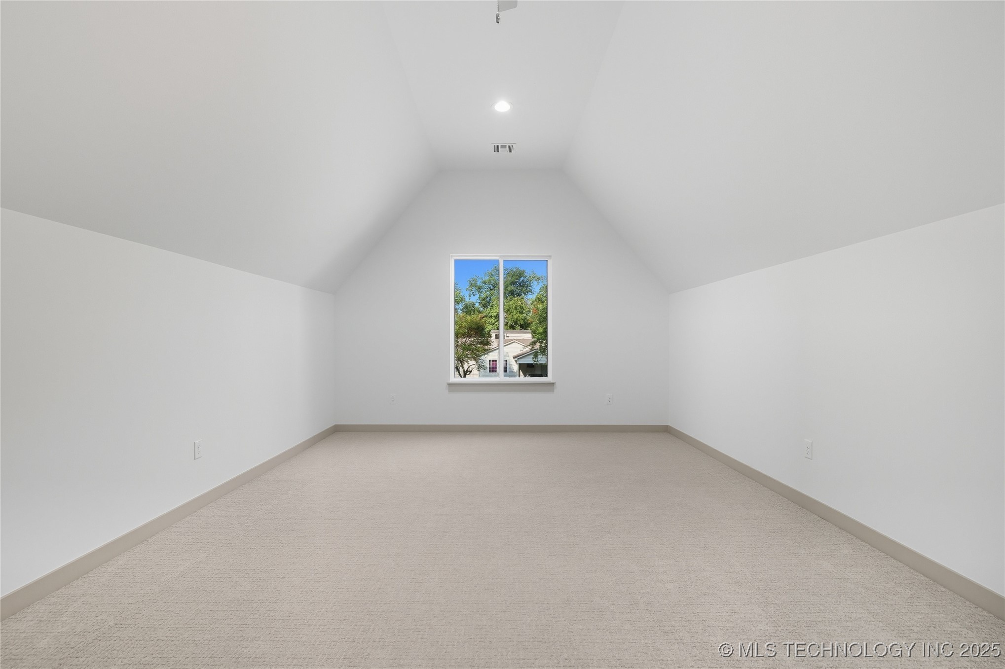 3921 S Madison Avenue Property Photo 28