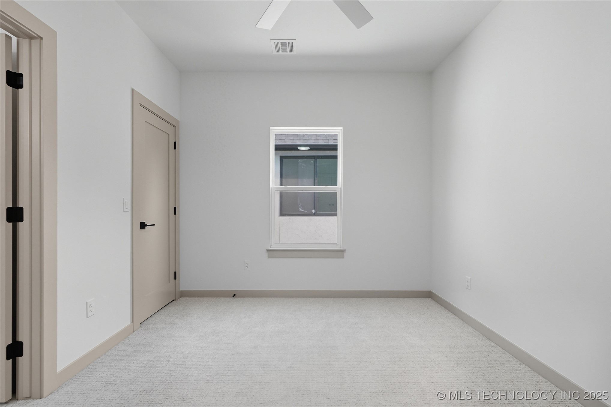 3921 S Madison Avenue Property Photo 31