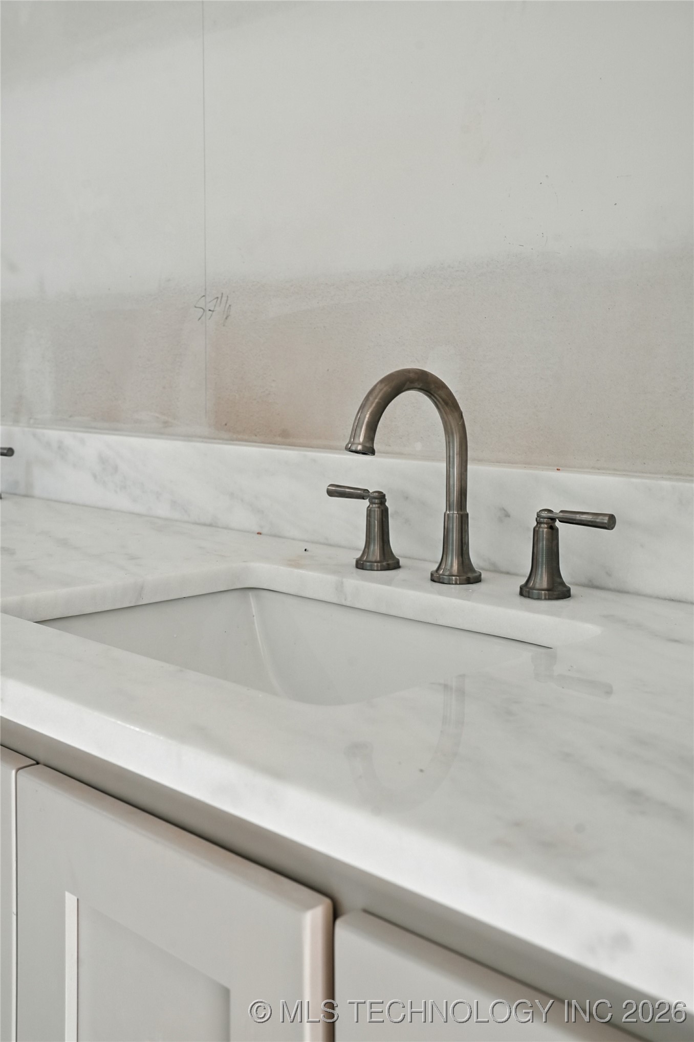 3921 S Madison Avenue Property Photo 41