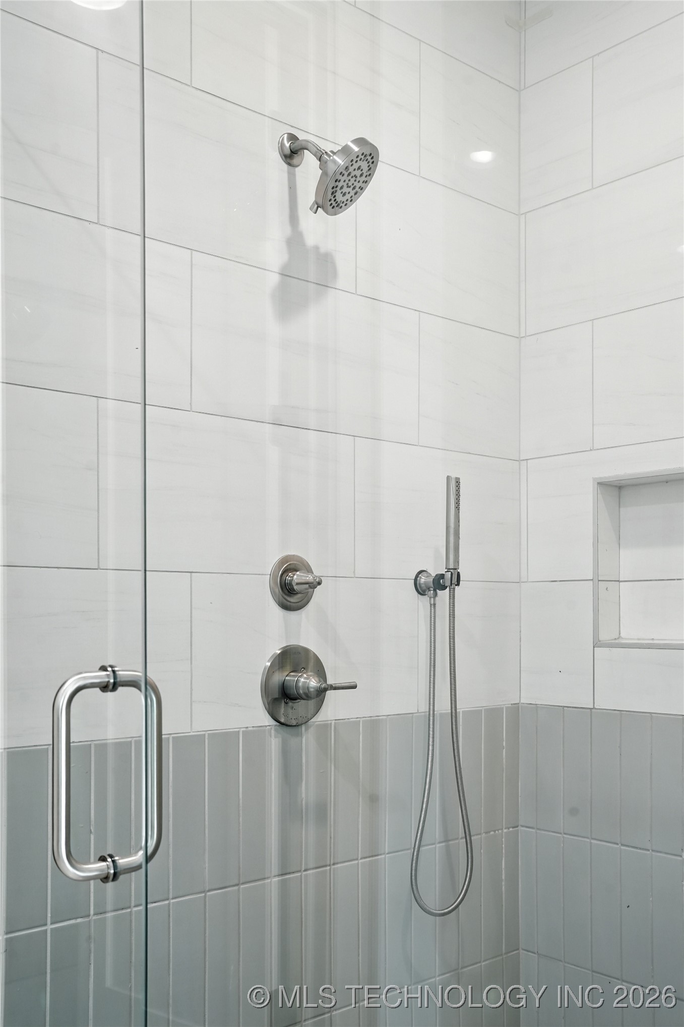 3921 S Madison Avenue Property Photo 42