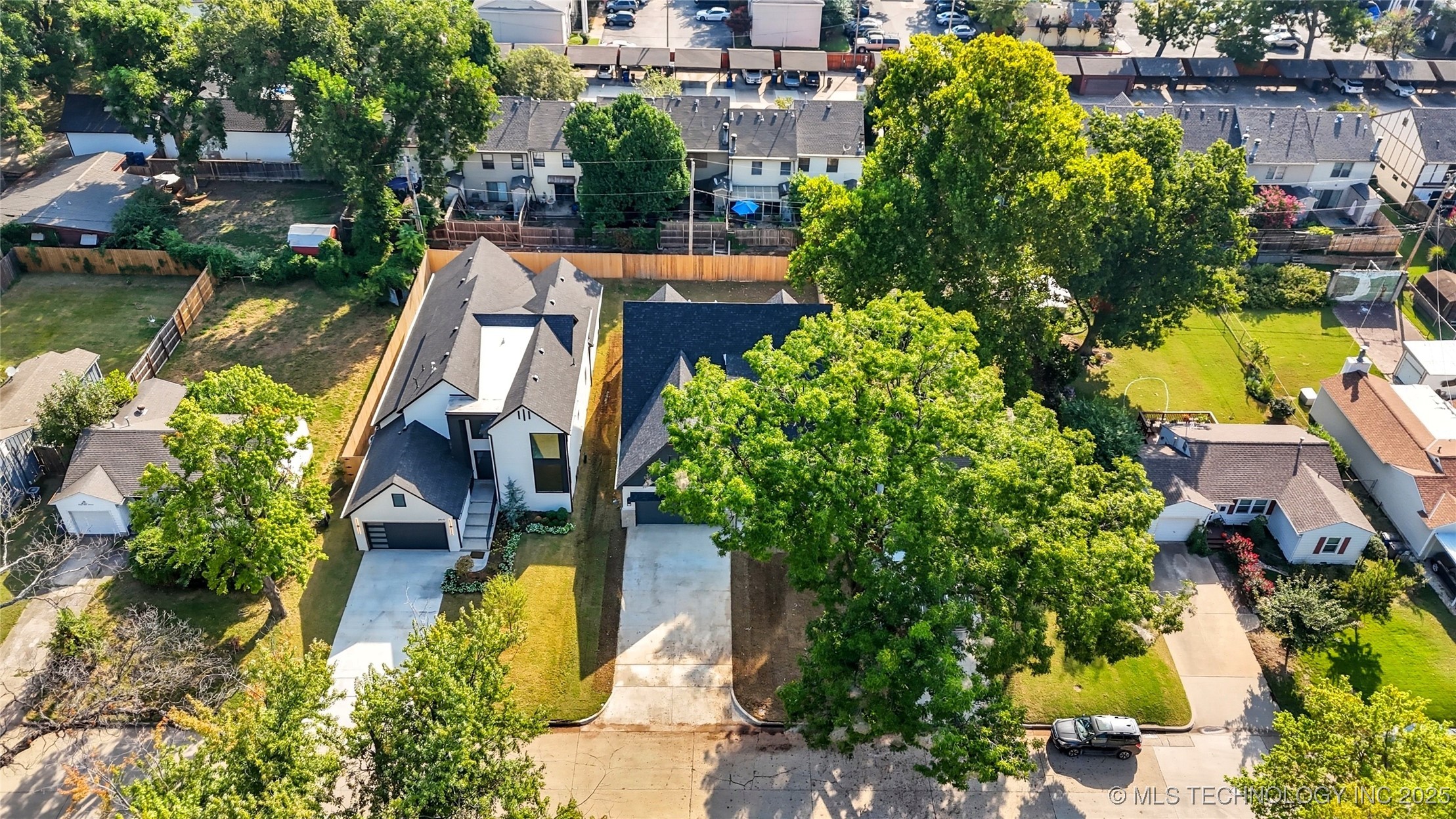 3921 S Madison Avenue Property Photo 66