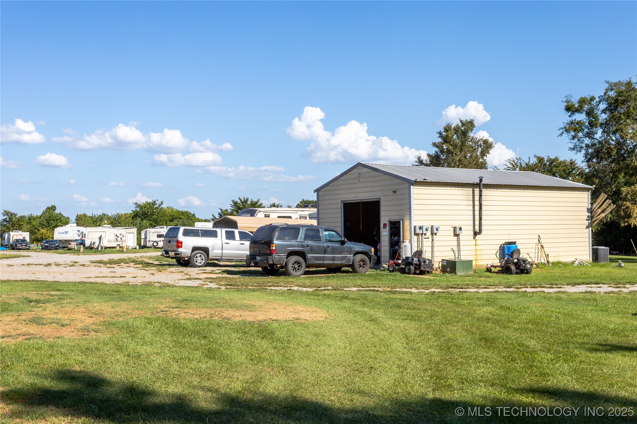 2551 Business 70 Property Photo 14