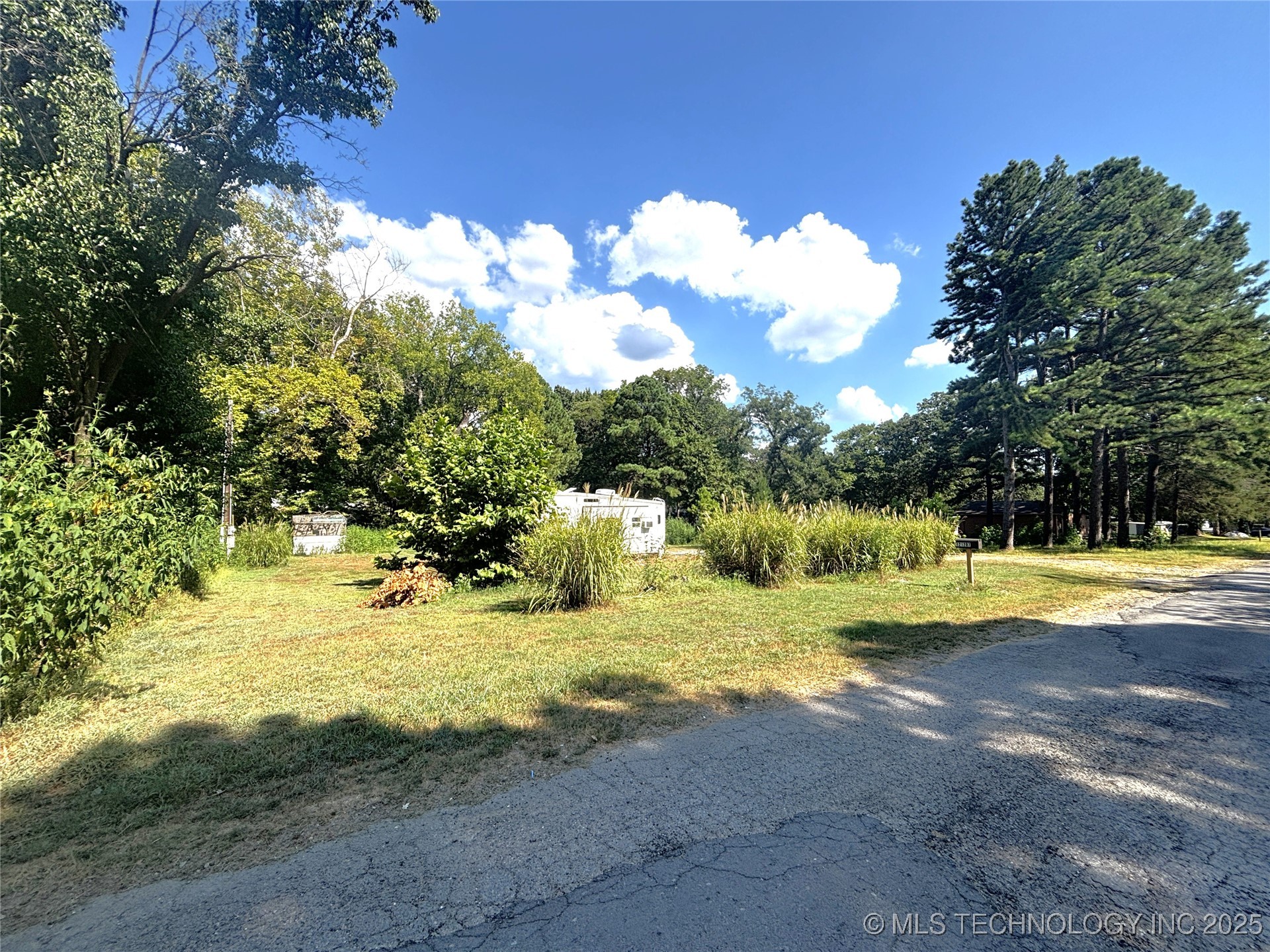 121207 4156 Property Photo 7