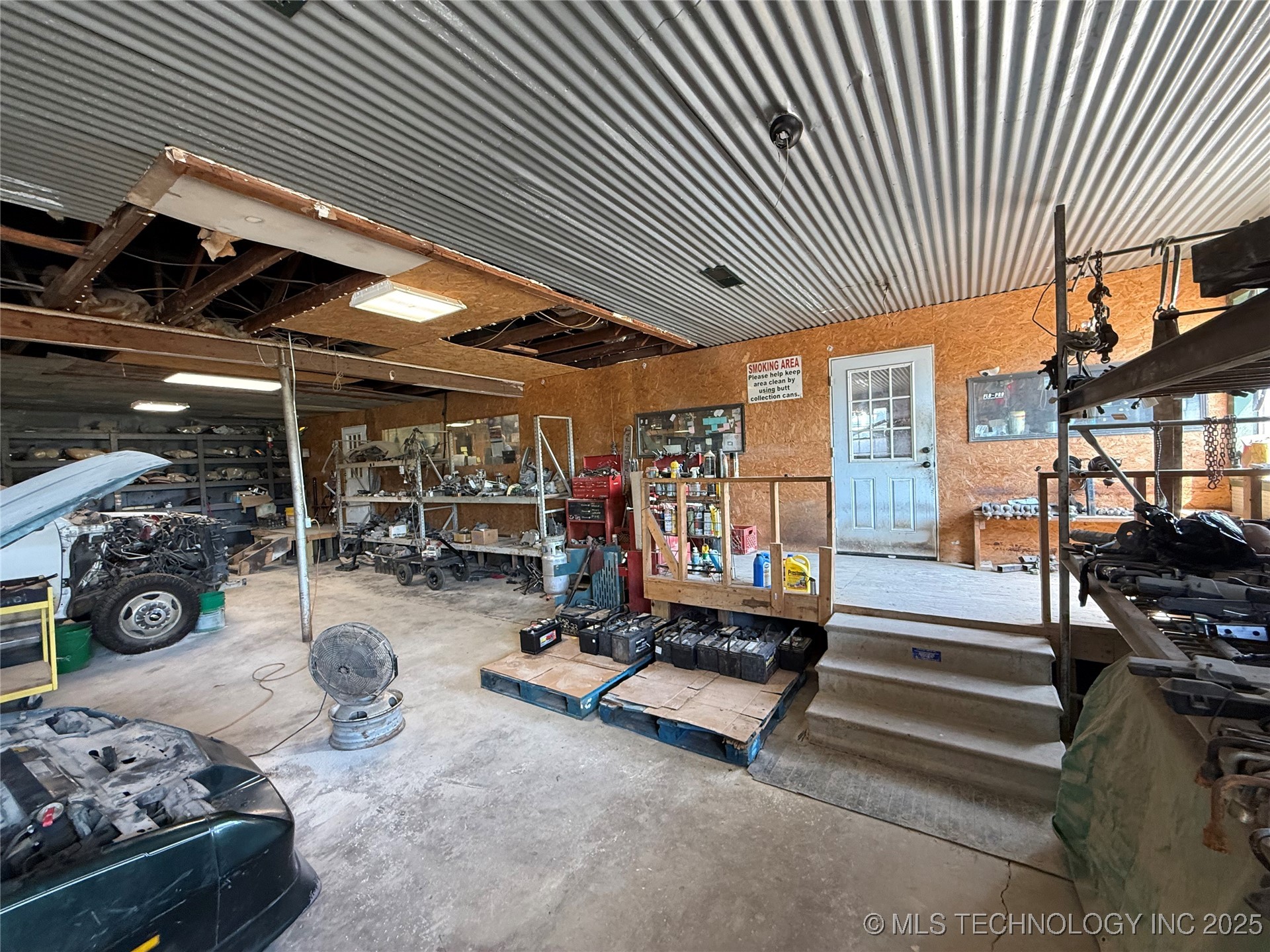 1405 S 9th Avenue Property Photo 4