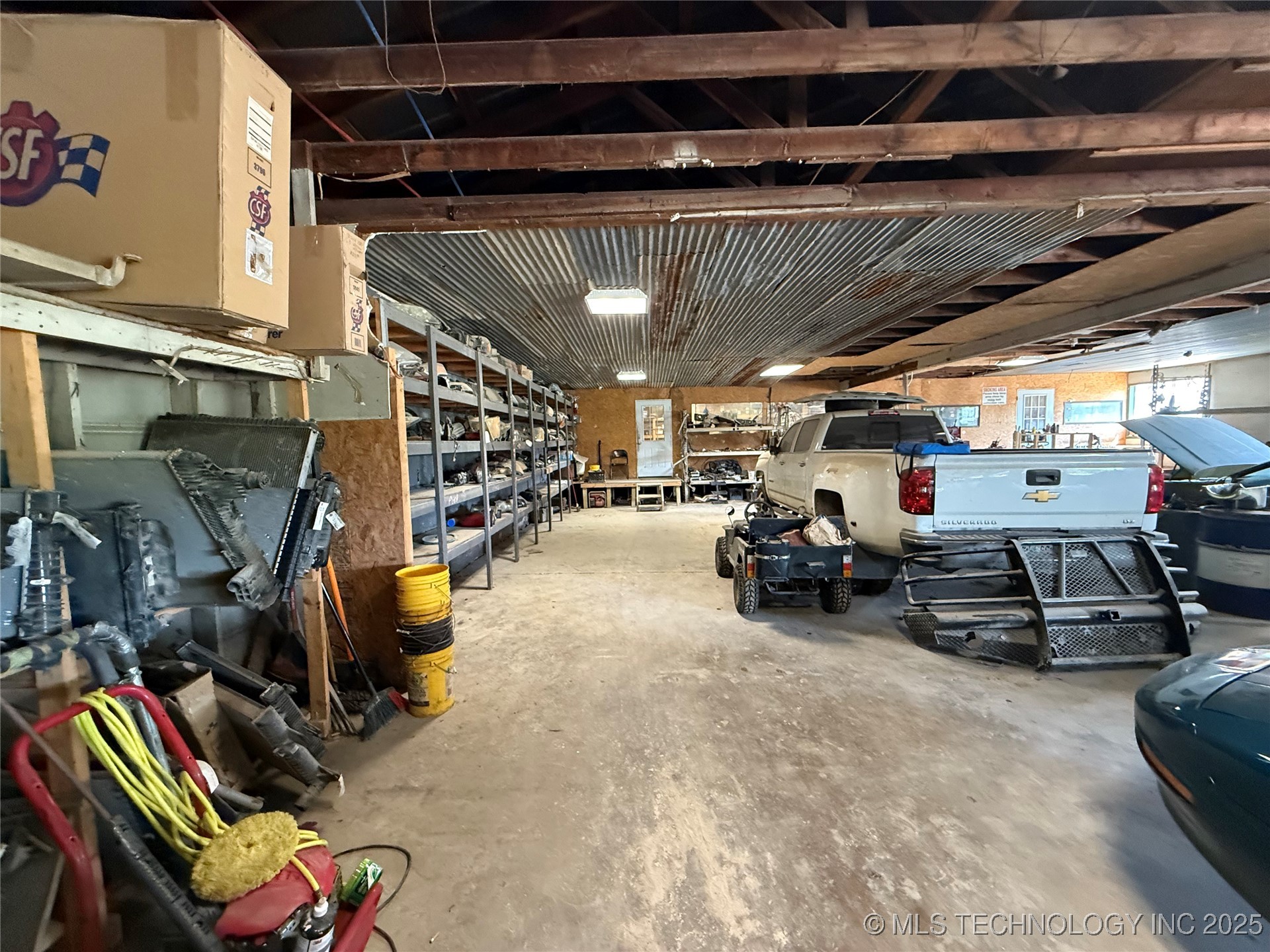 1405 S 9th Avenue Property Photo 13