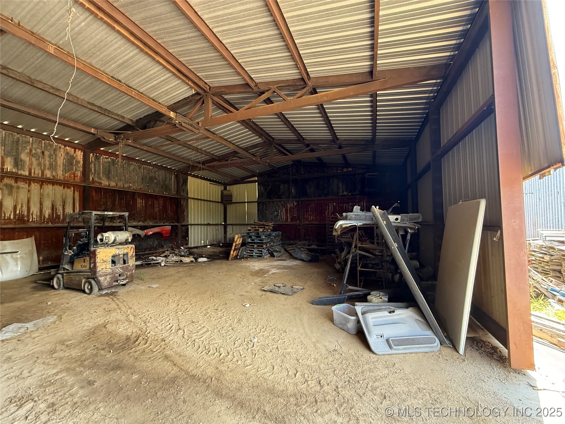 1405 S 9th Avenue Property Photo 28