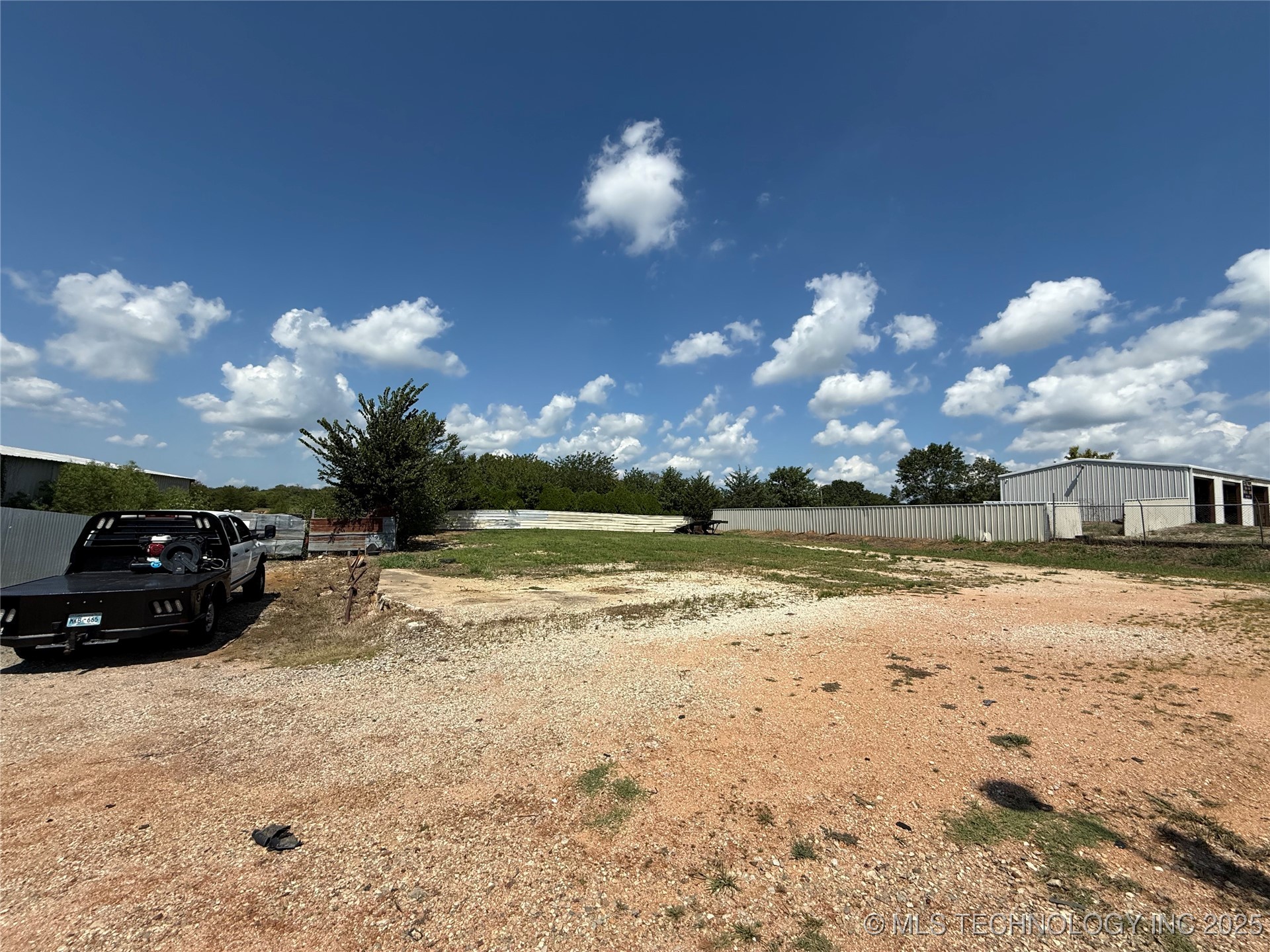 1405 S 9th Avenue Property Photo 33