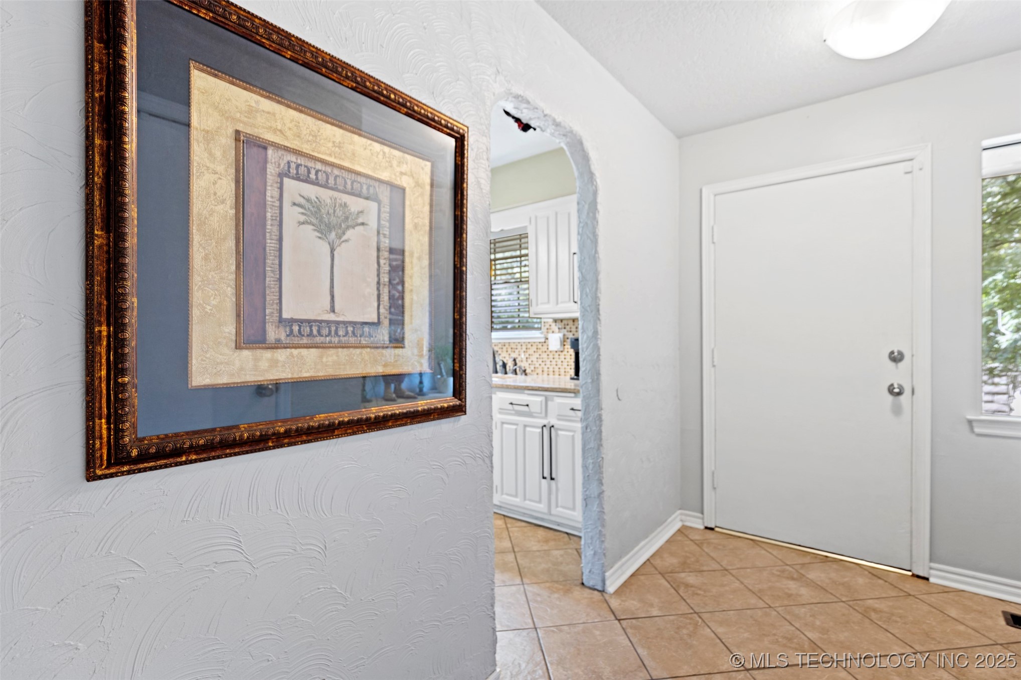 1400 W Quinton Street Property Photo 4