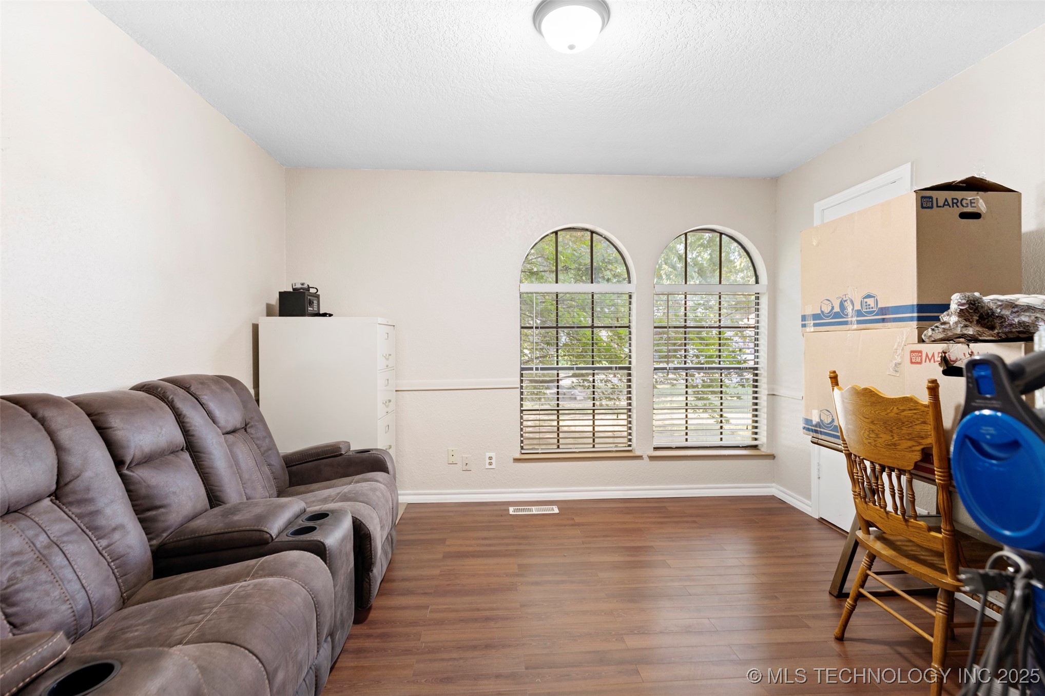 1400 W Quinton Street Property Photo 16