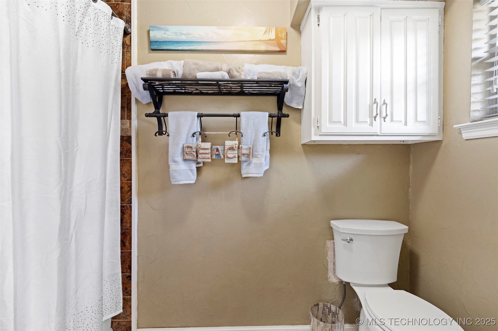 1400 W Quinton Street Property Photo 19