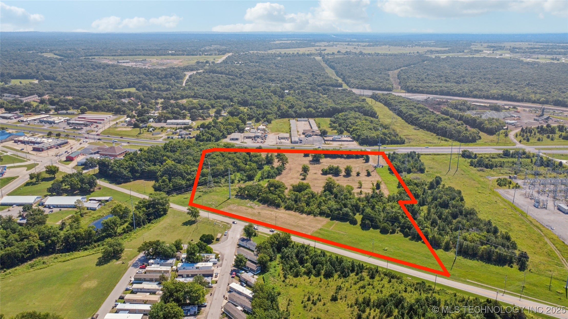 1487 N Highway 66 Highway Property Photo 3