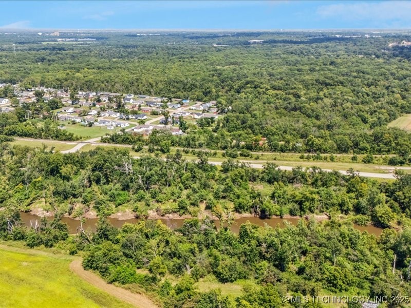 2251 S Keeler Property Photo 7