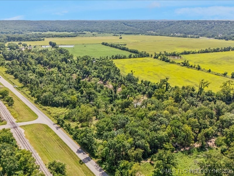 2251 S Keeler Property Photo 10