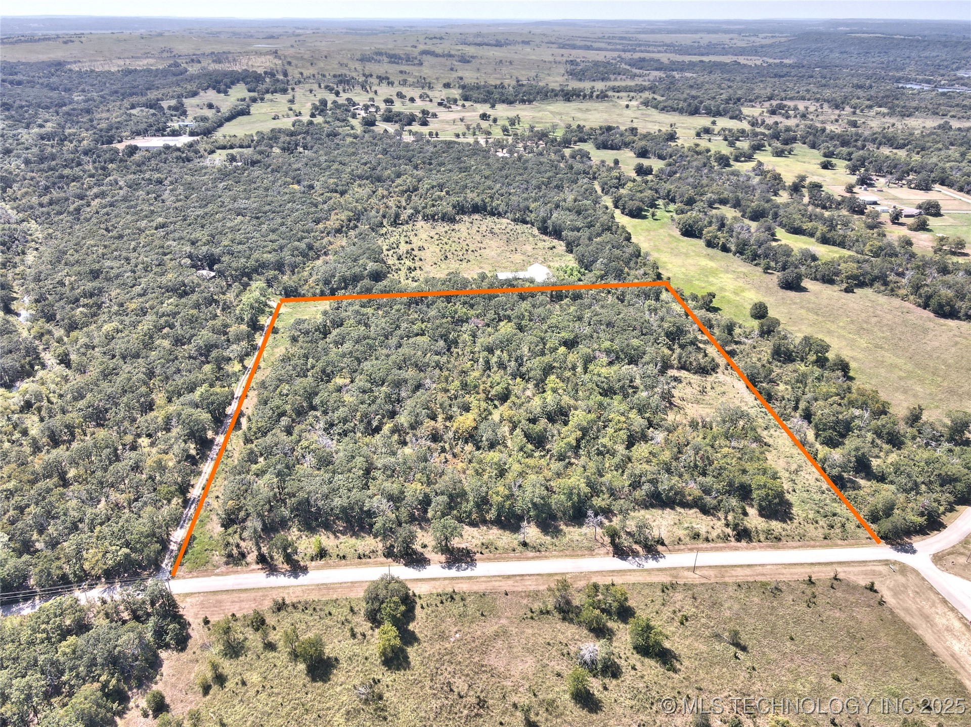 20078 Dripping Springs Lake Road Property Photo 8
