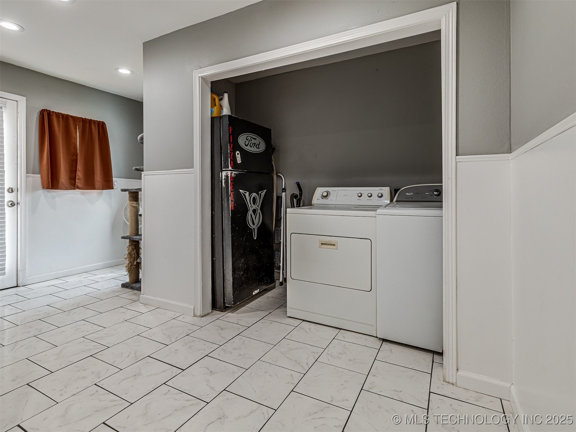 6316 E 5th Street Property Photo 40