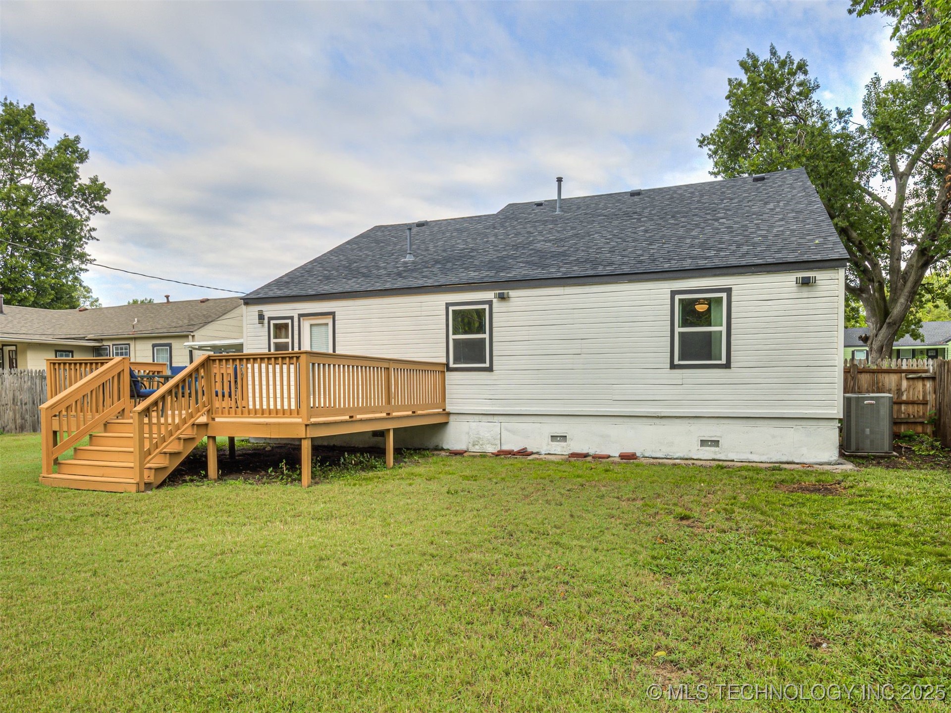 6316 E 5th Street Property Photo 45