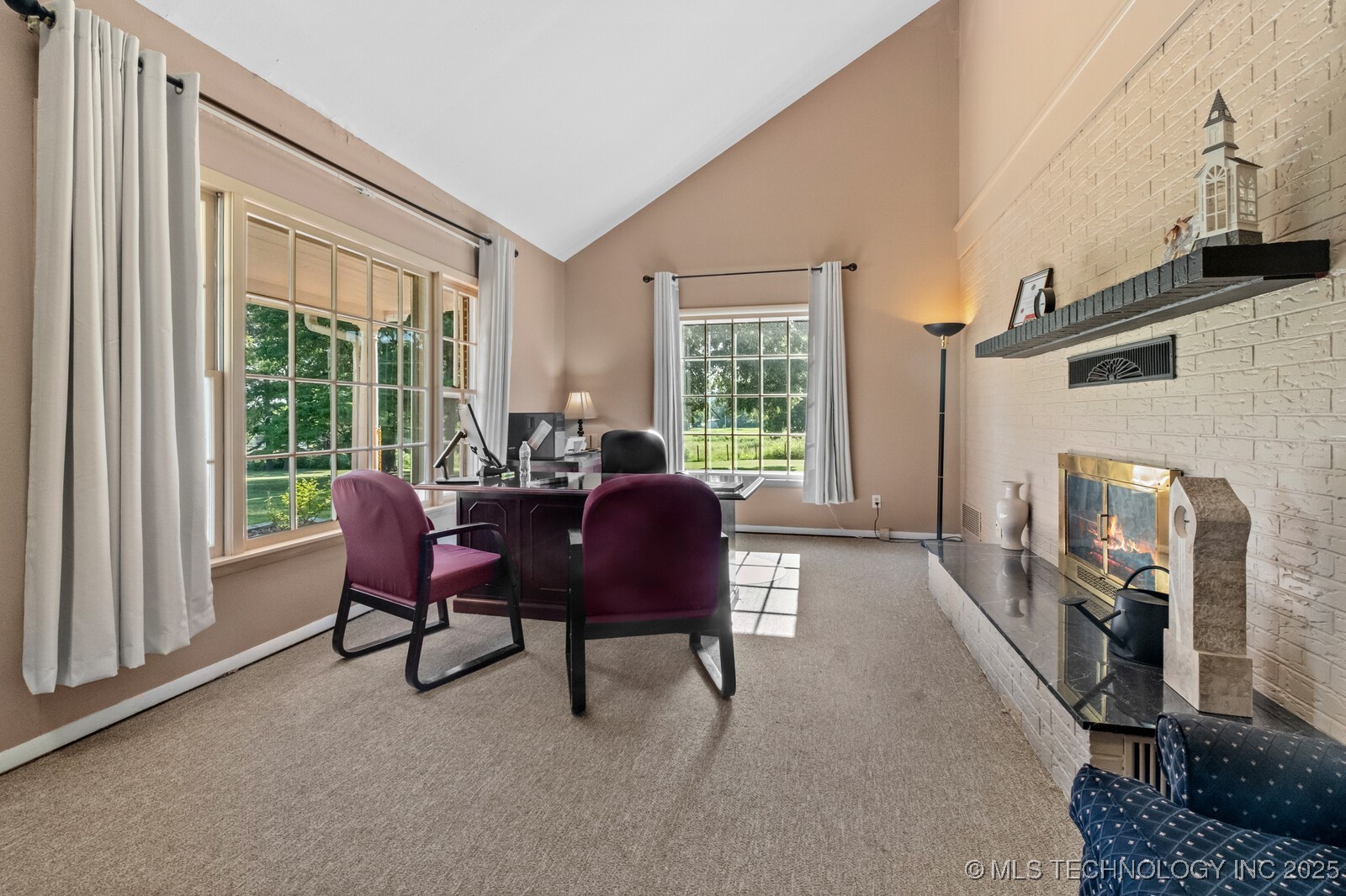 1400 W Locust Street Property Photo 6