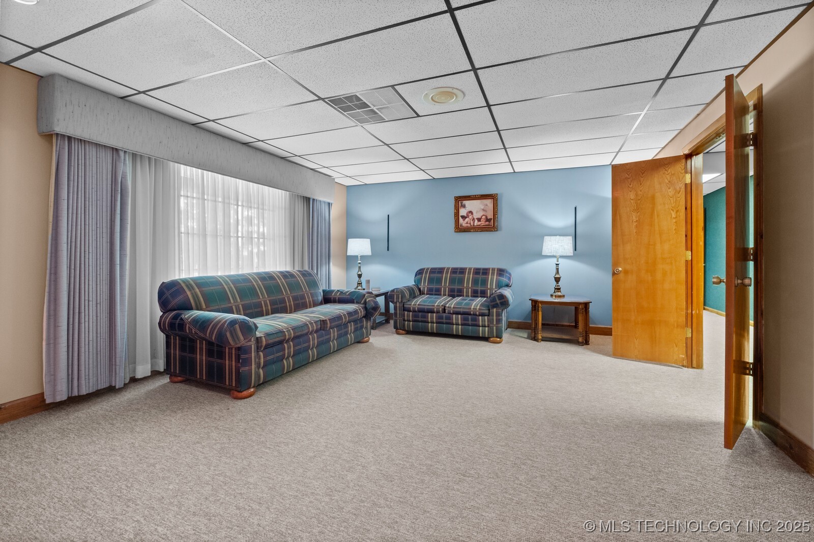 1400 W Locust Street Property Photo 14