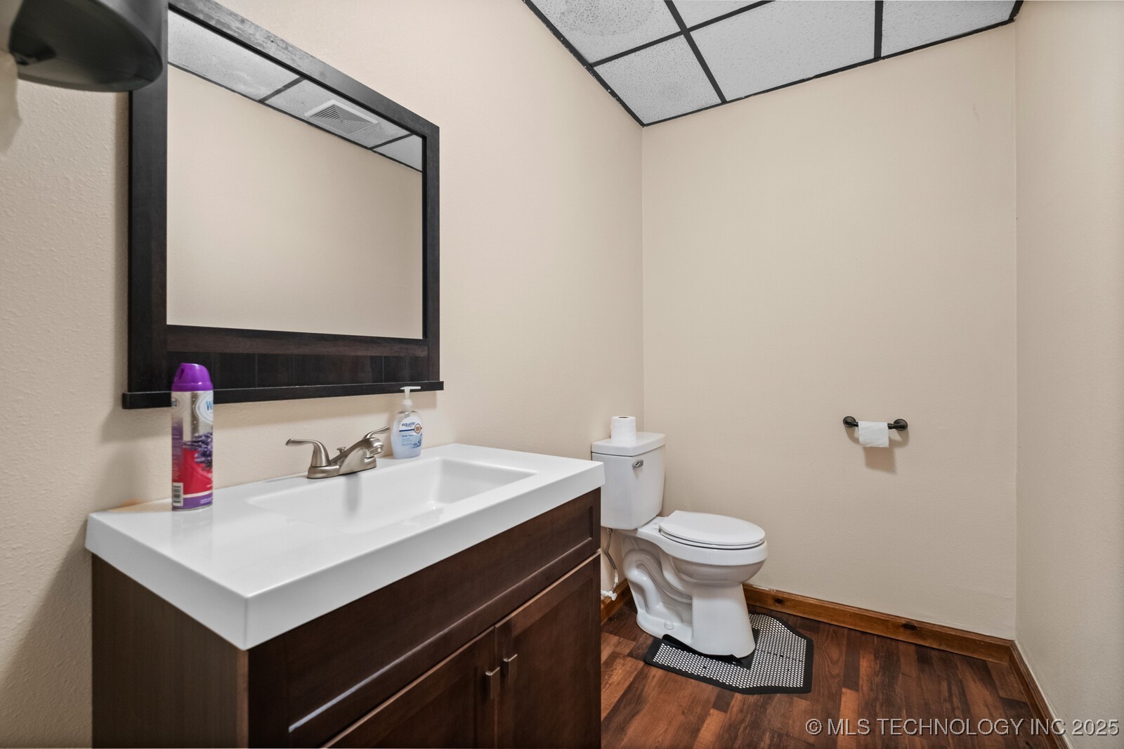 1400 W Locust Street Property Photo 16