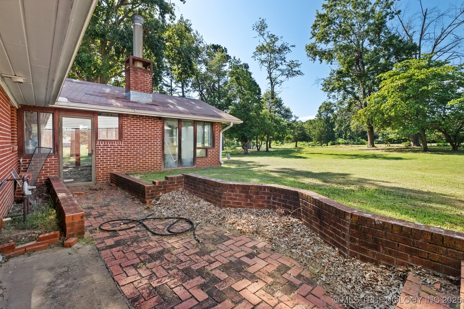 1400 W Locust Street Property Photo 28