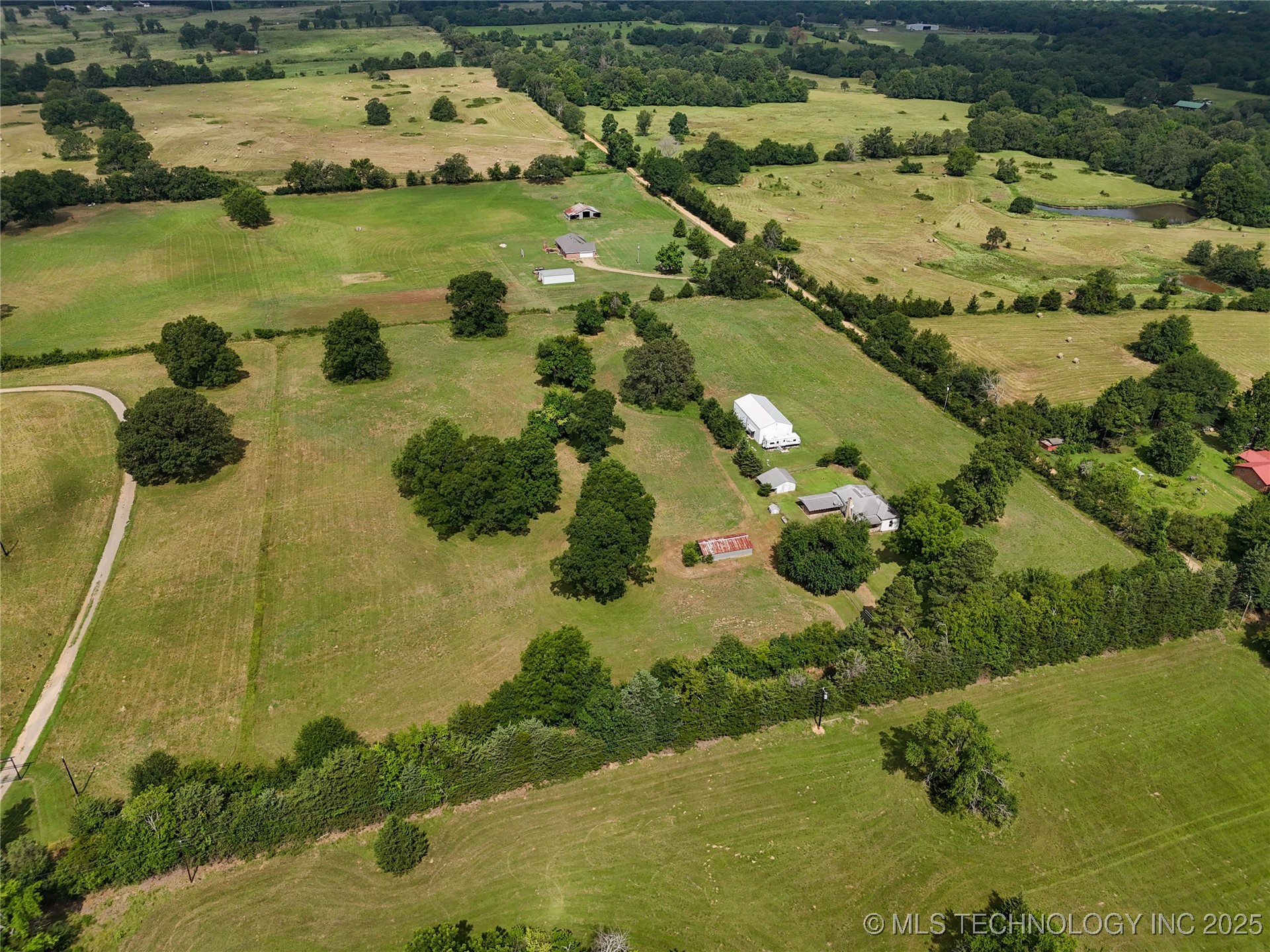 652 N 4230 Road Property Photo 13