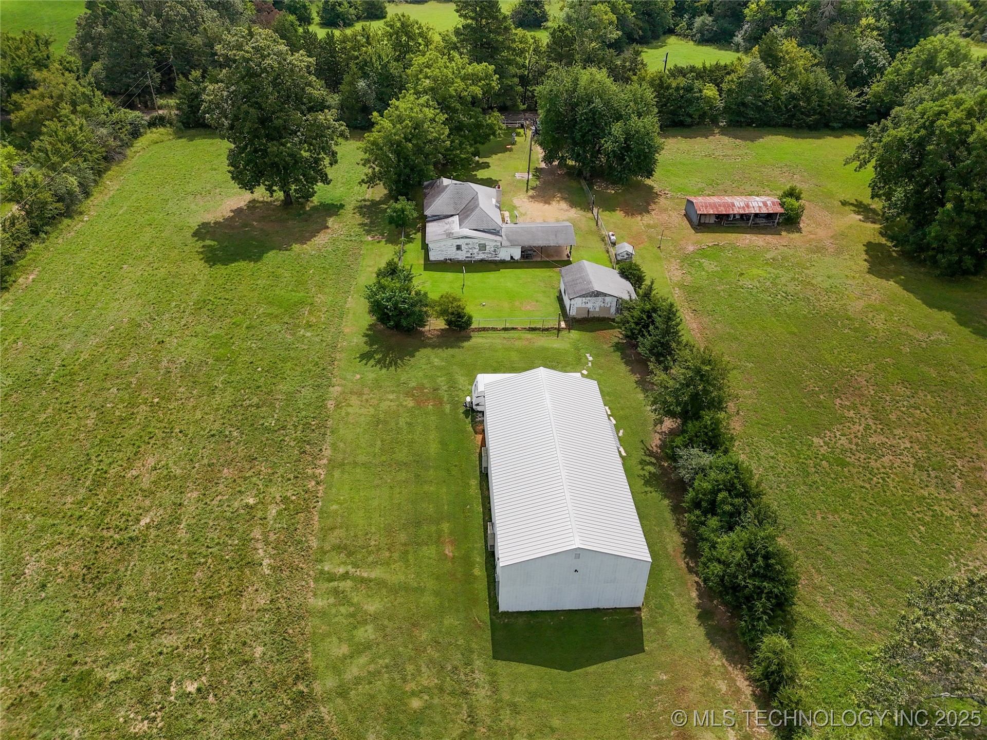 652 N 4230 Road Property Photo 26