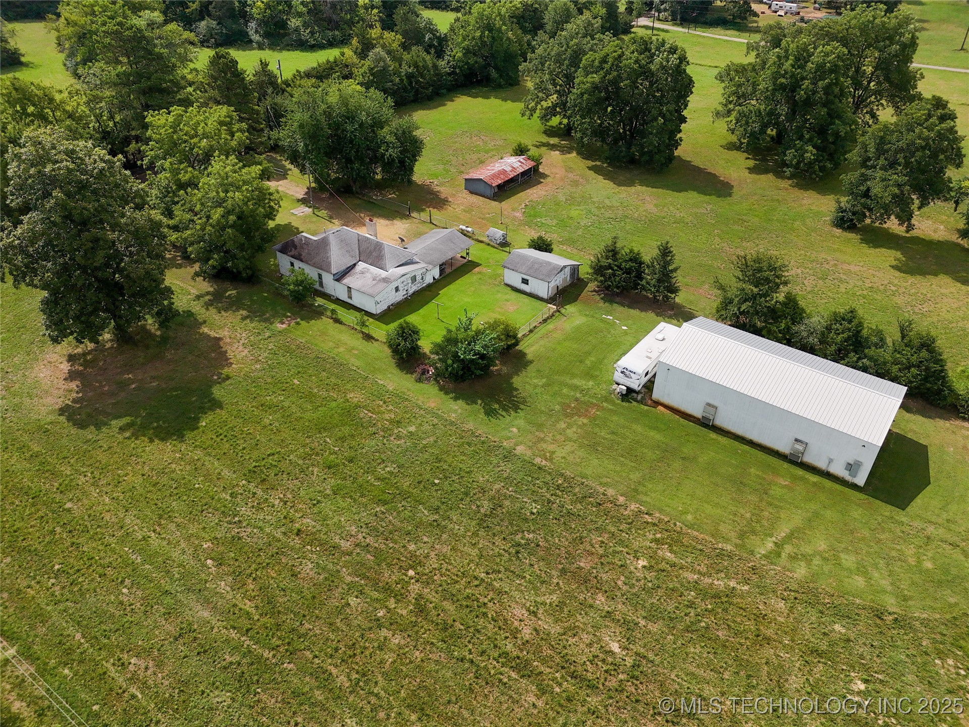 652 N 4230 Road Property Photo 28