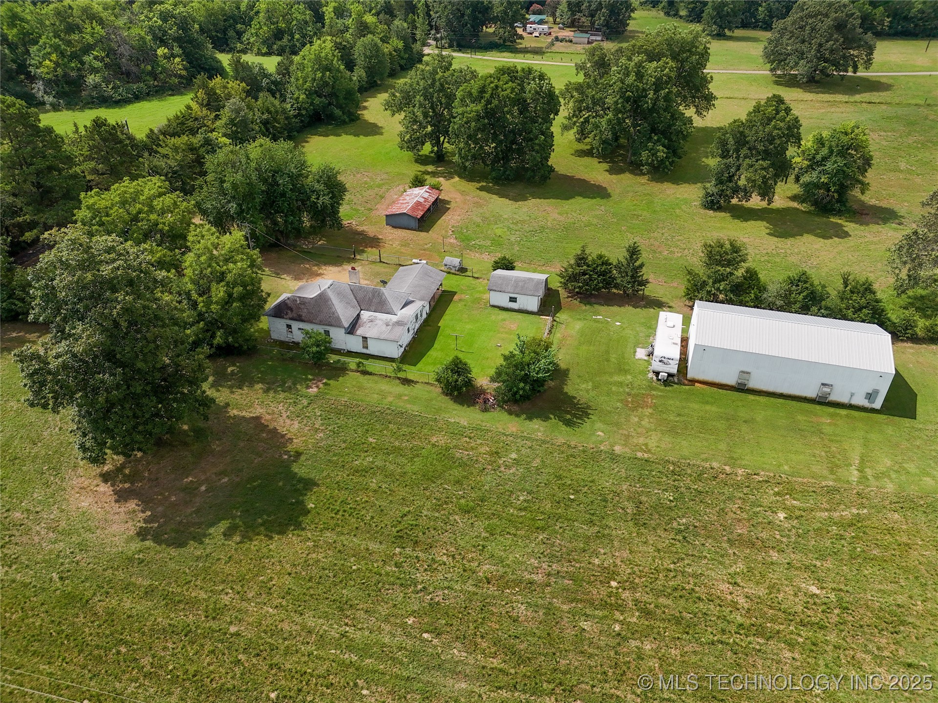 652 N 4230 Road Property Photo 29