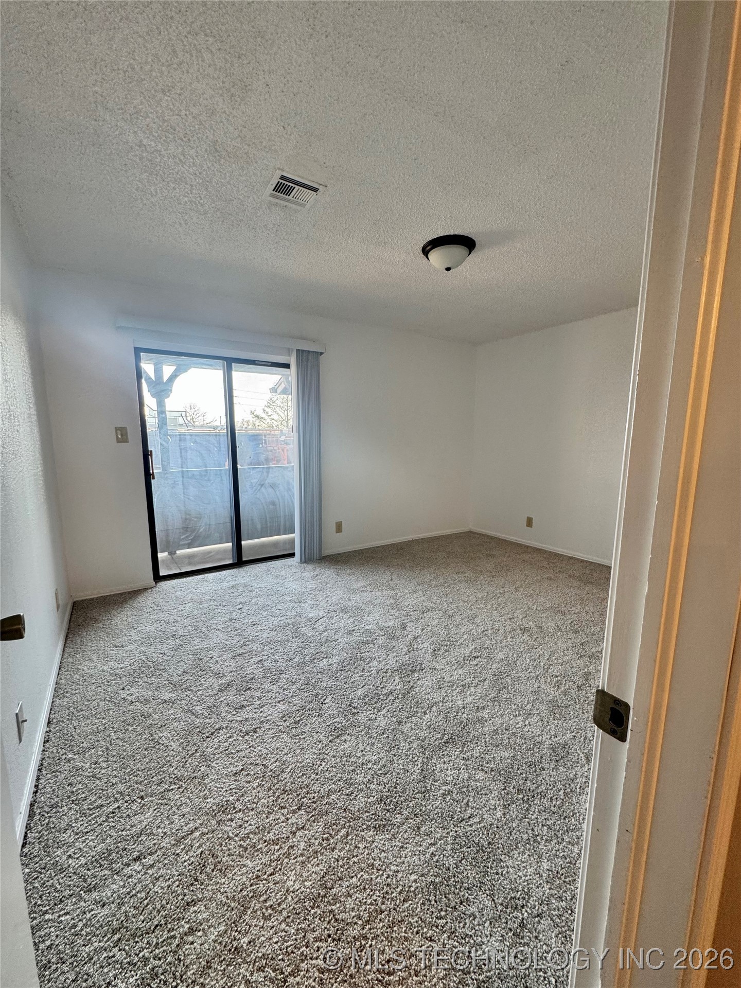 9031 S Delaware Avenue 703 Property Photo 6