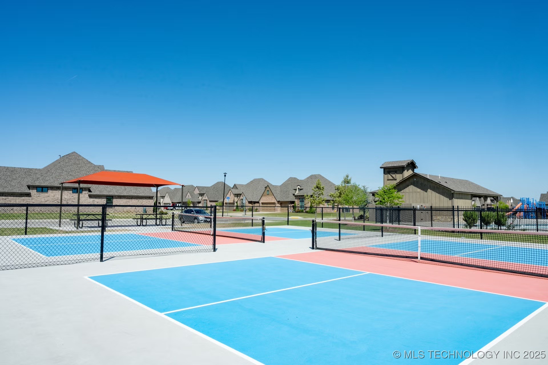 2809 E Northampton Street Property Photo 6