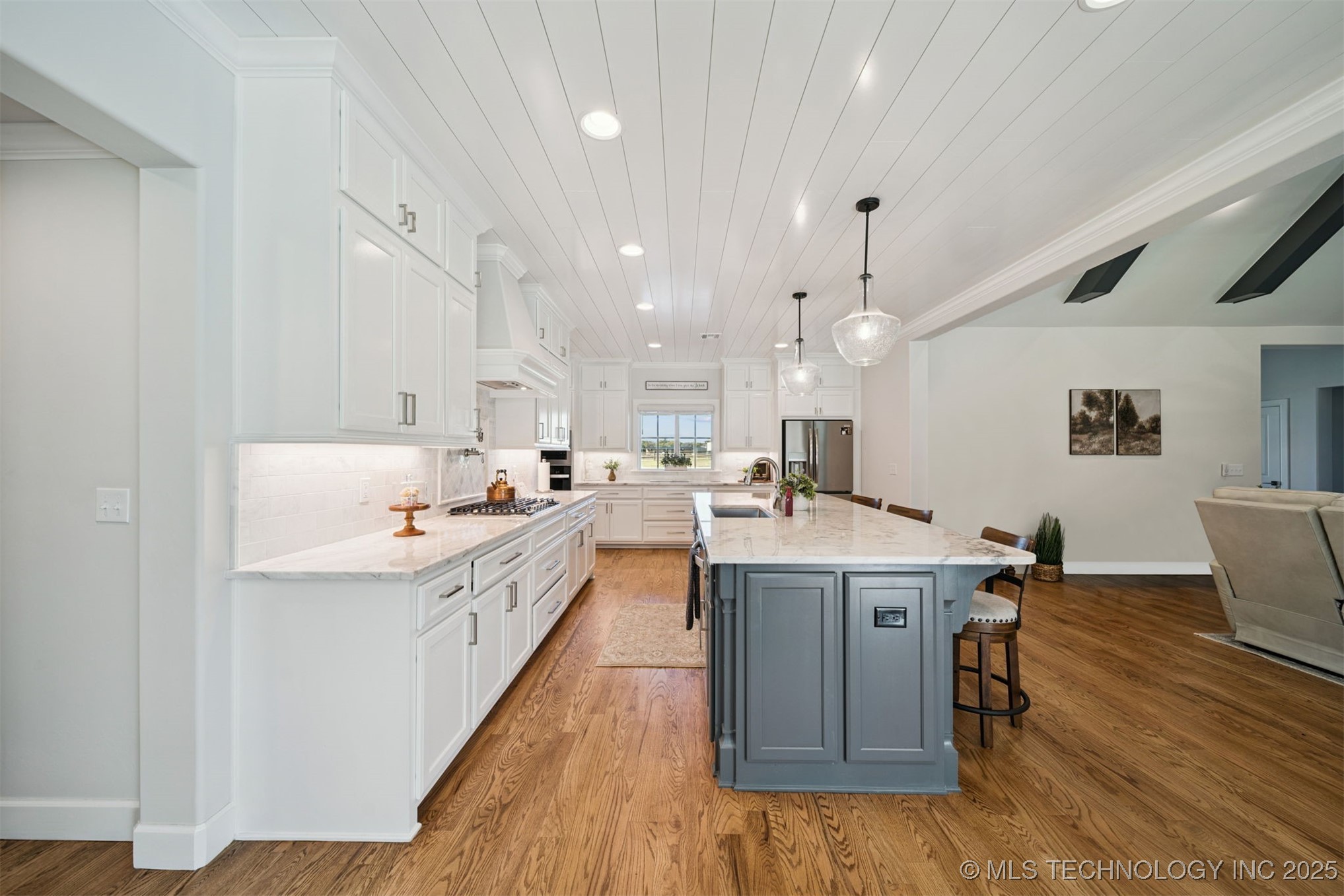 2612 Cross Creek Drive Property Photo 11