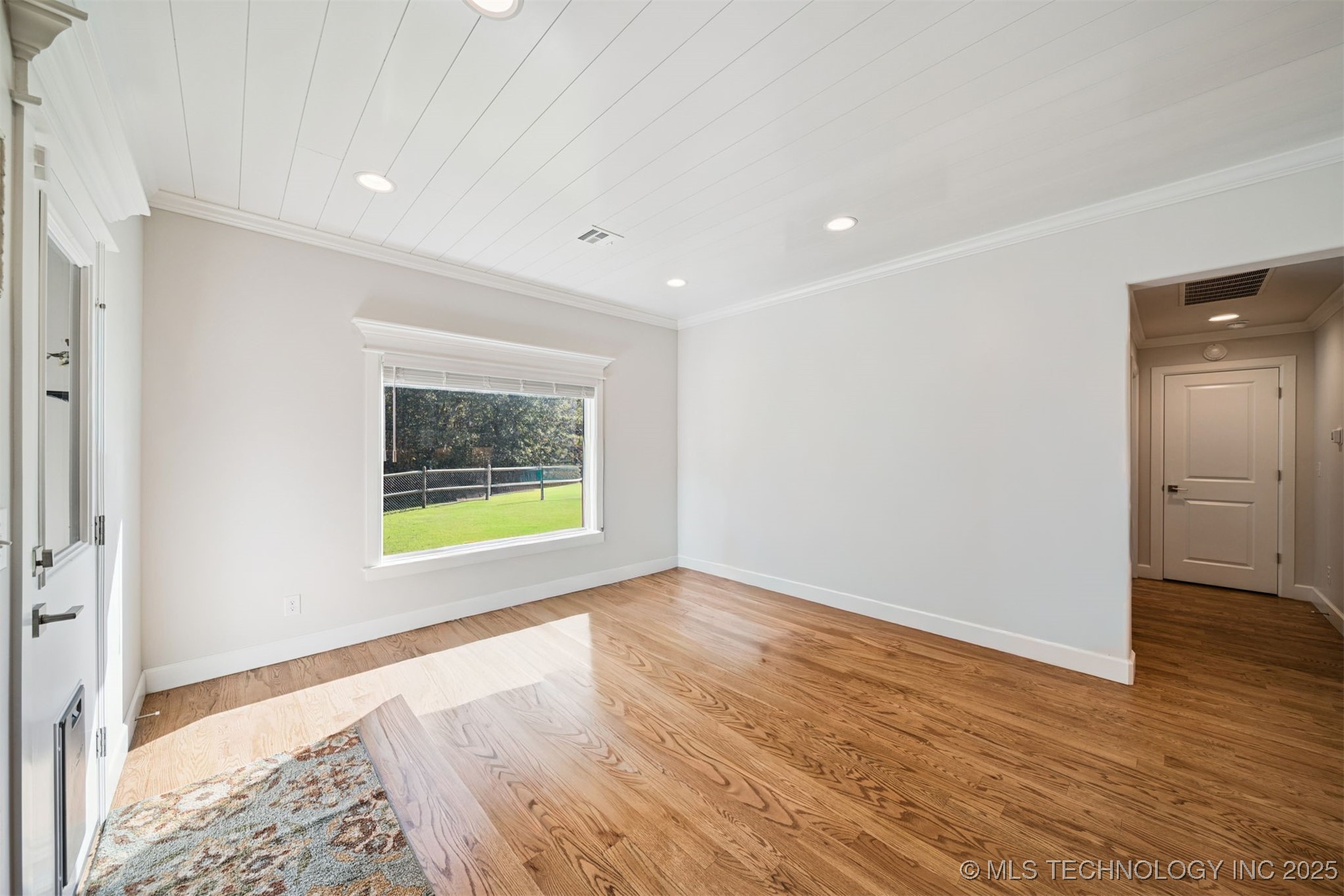 2612 Cross Creek Drive Property Photo 16