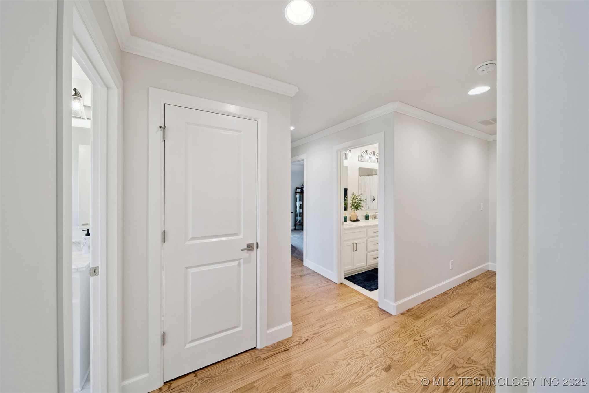 2612 Cross Creek Drive Property Photo 27