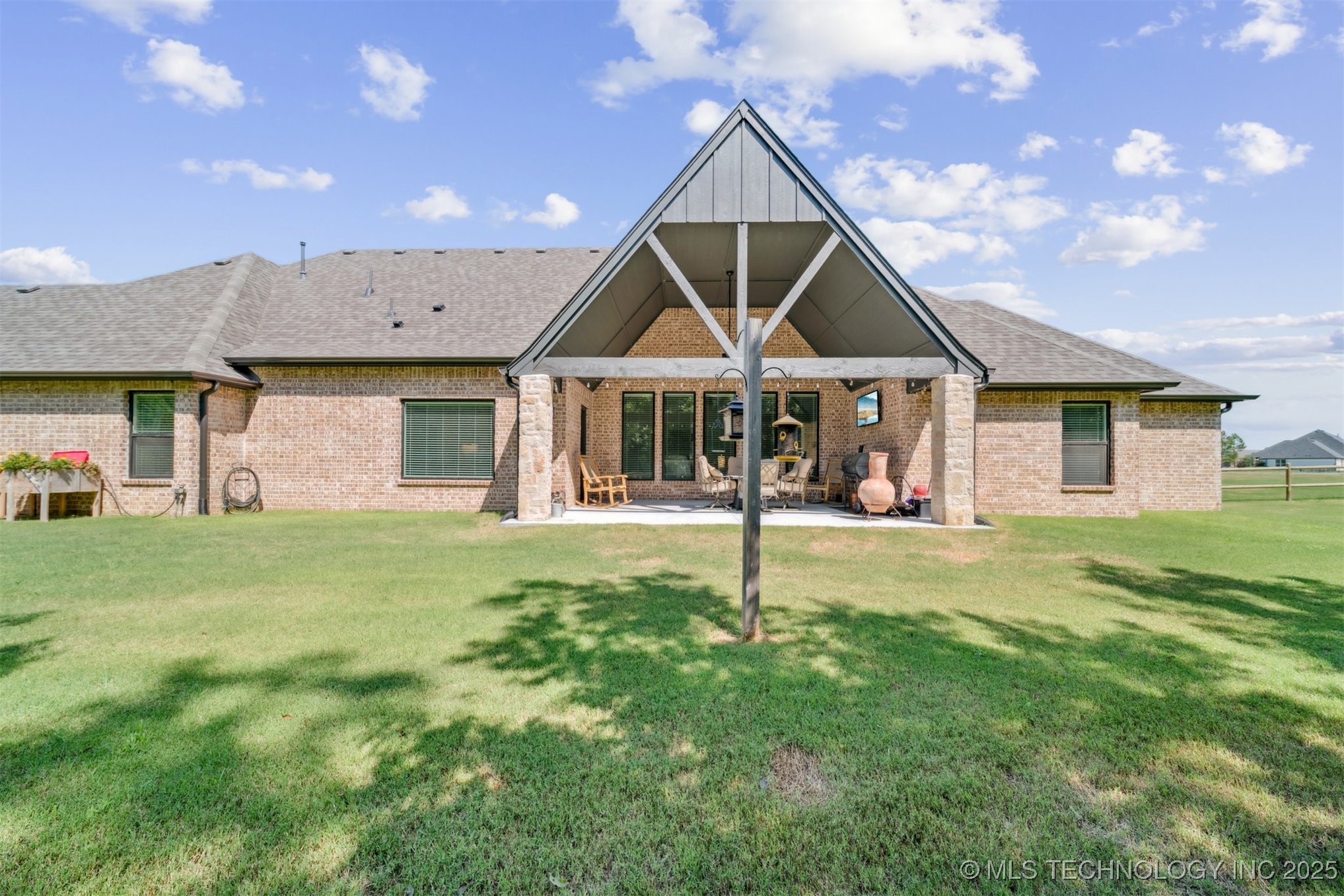 2612 Cross Creek Drive Property Photo 36