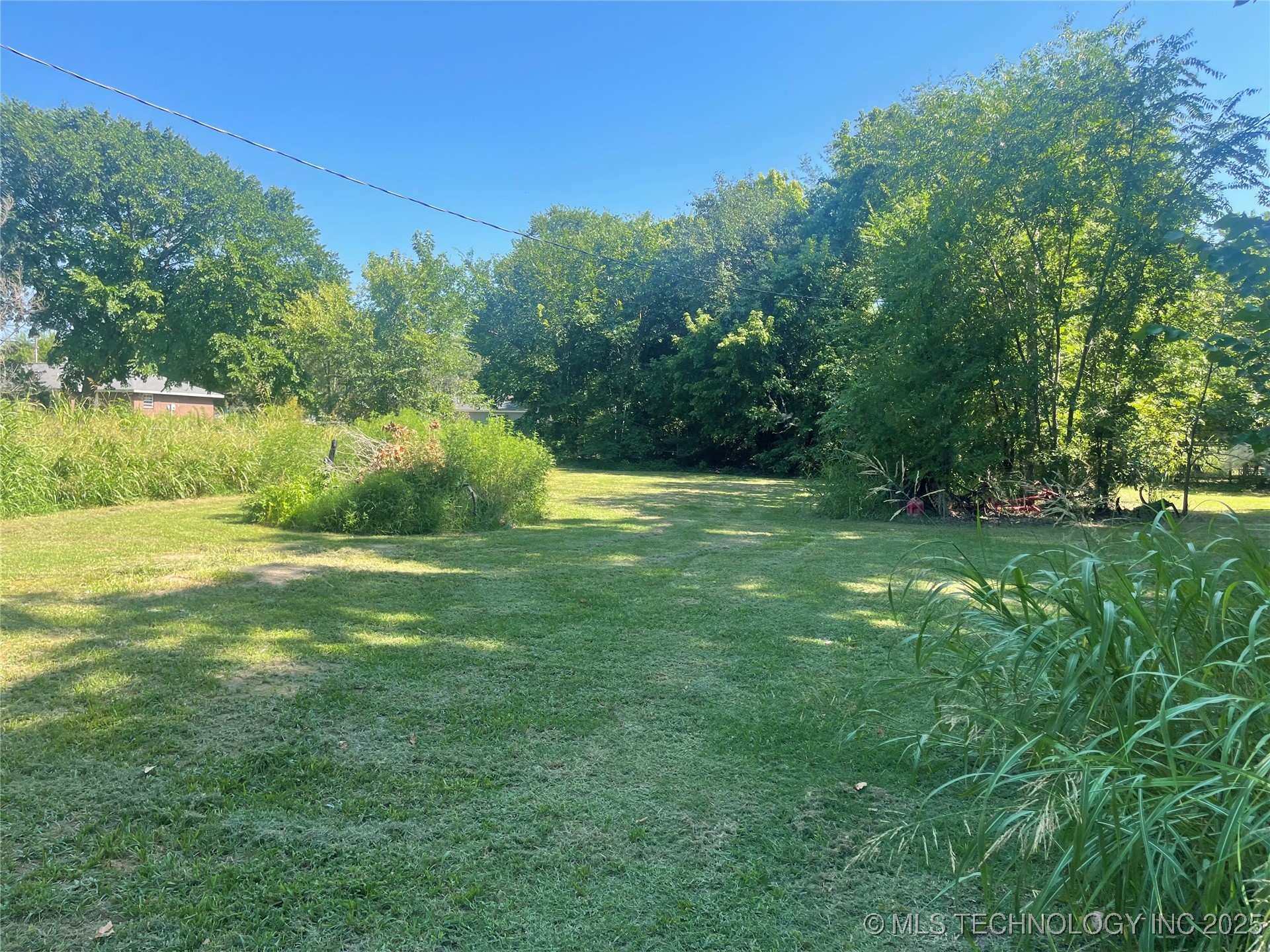 409 E State Hwy 1 Property Photo 1