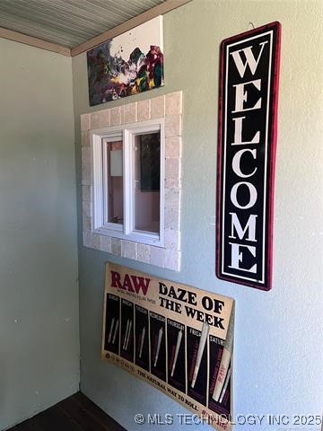 518 W 1st Street Property Photo 14